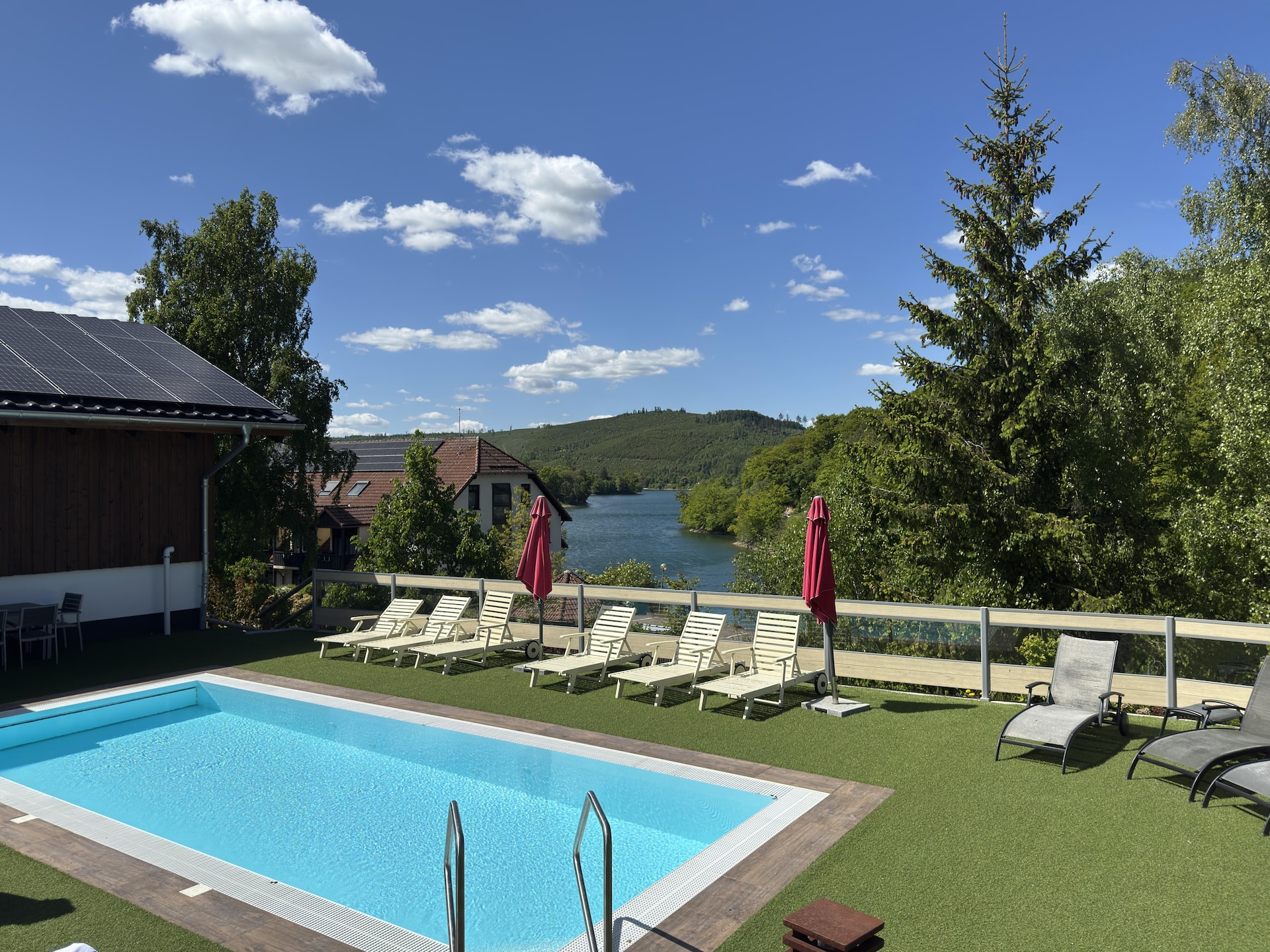 Luxe vrijstaand chalet voor 4 personen, 50 meter van de Diemelsee - foto 2