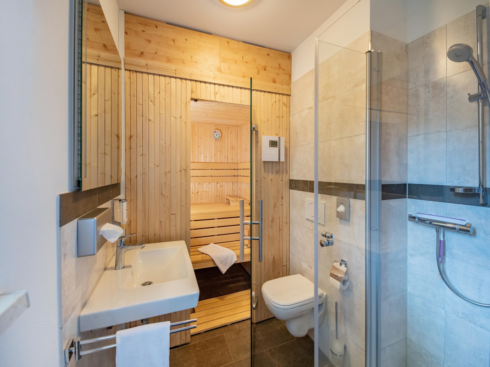 Premium chalet voor 6 personen, vrijstaand, op 50 meter van de Diemelsee - foto 16