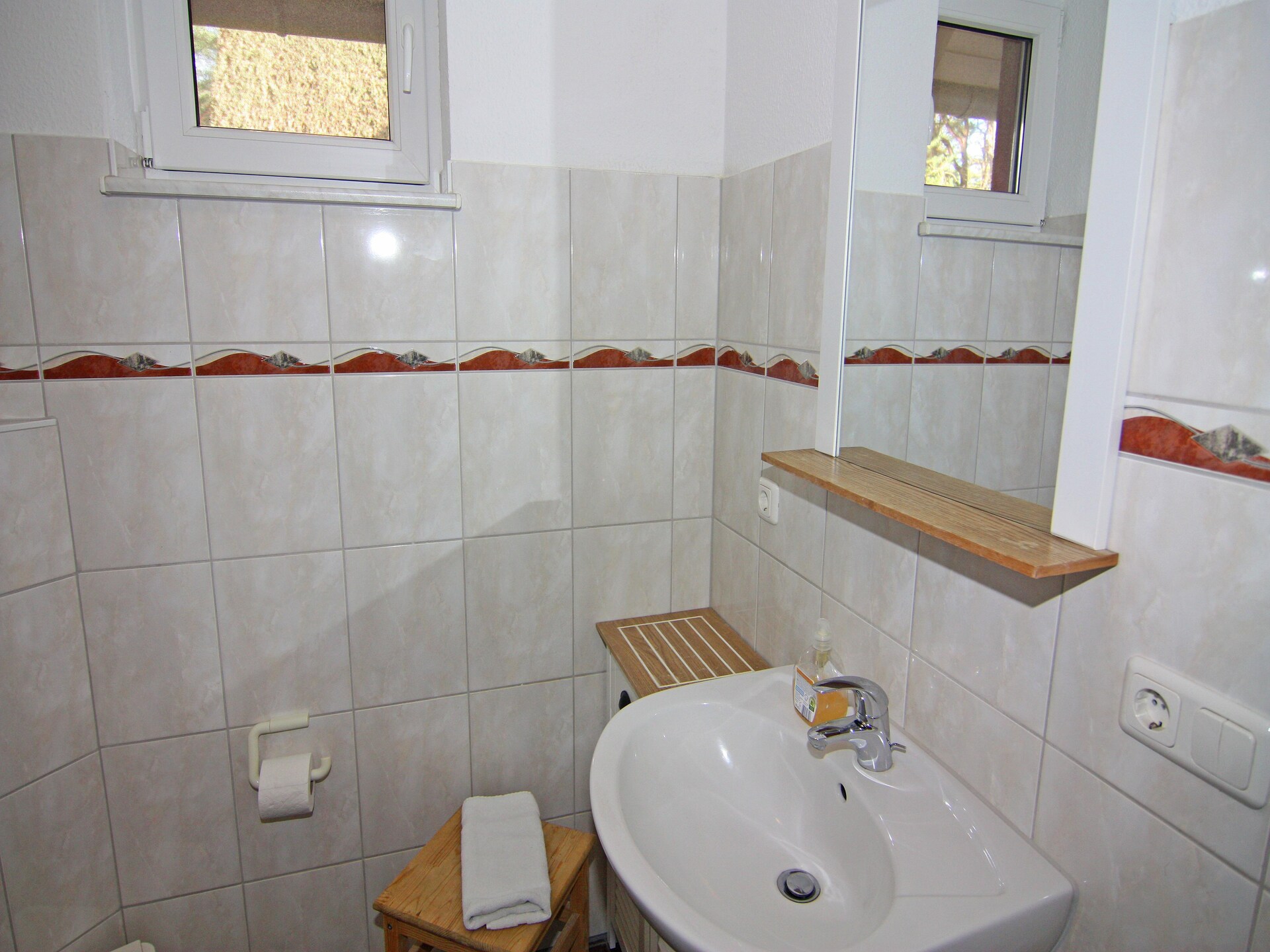 Stijlvol appartement op begane grond in Trassenheide, 200m van Oostzee - foto 15
