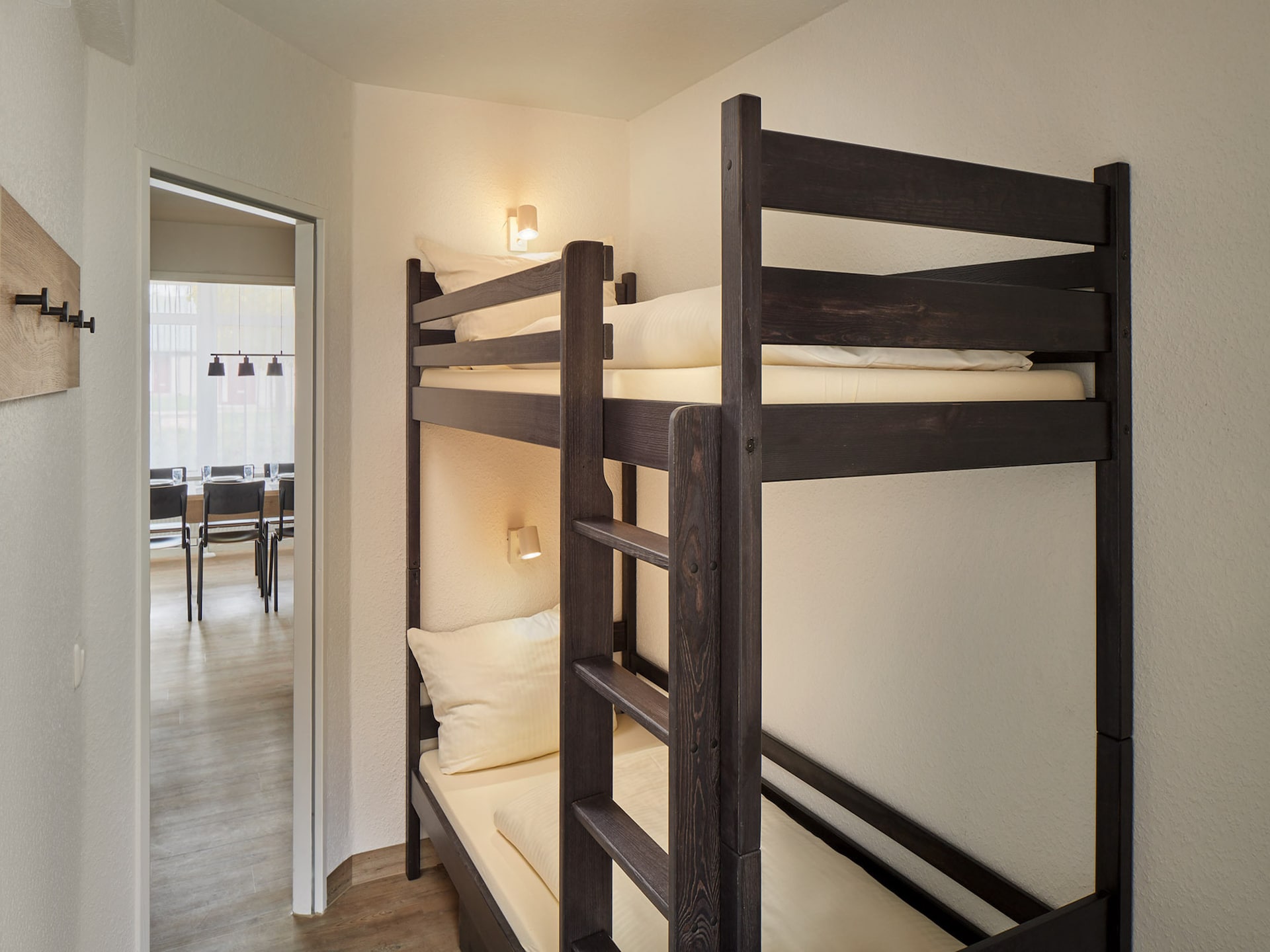 Op 500 m van zee: Ruim appartement met wellness in Weissenhäuser Strand - foto 5