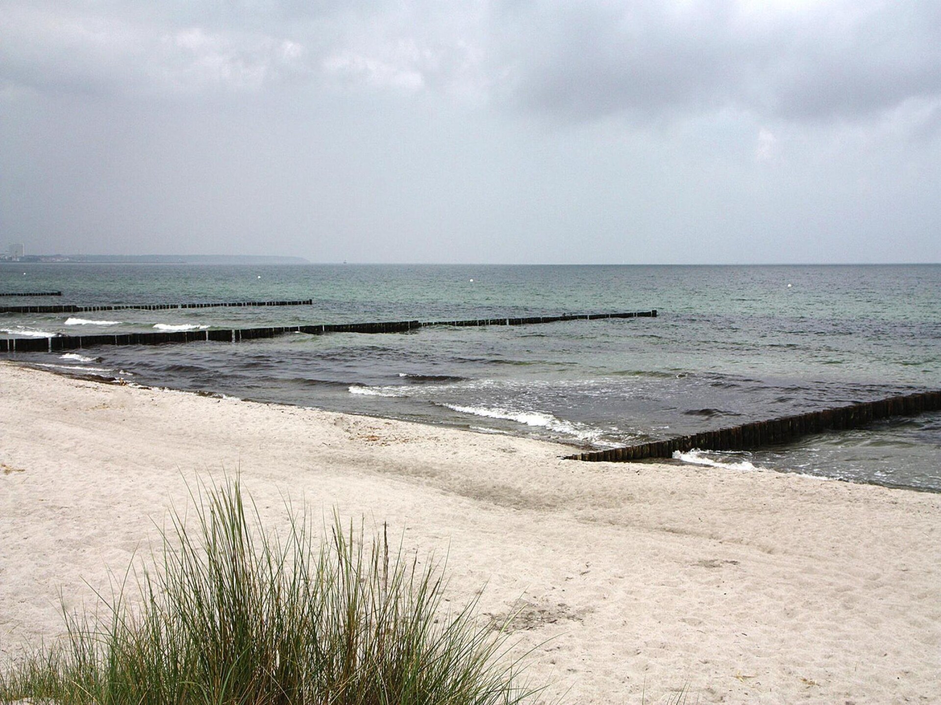 Knus vrijstaand huis bij strand en bos in Markgrafenheide - foto 19