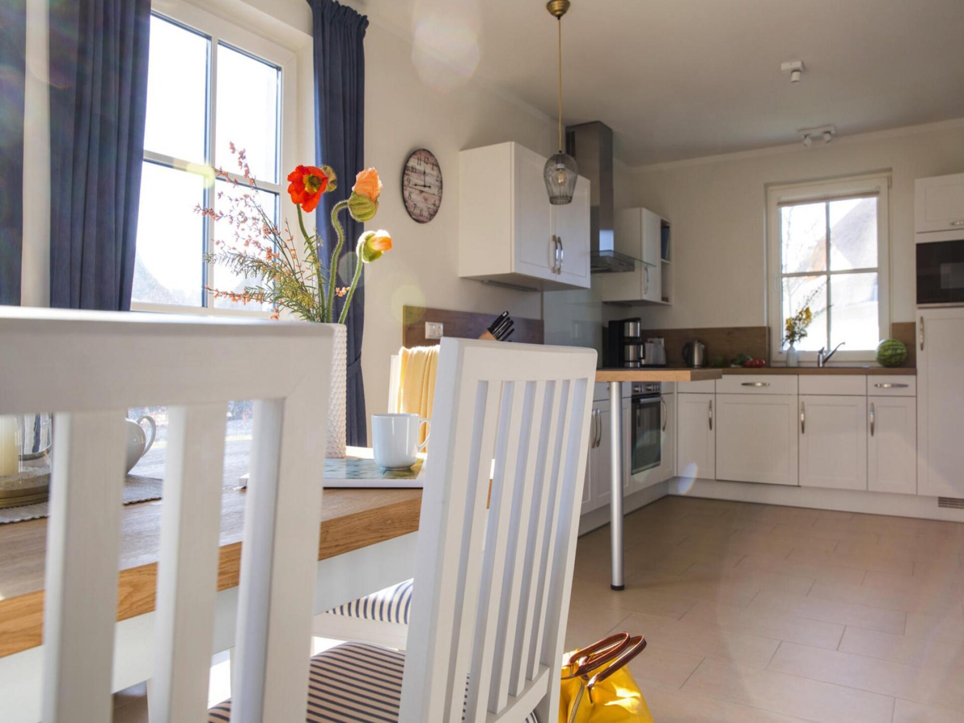 Luxe rietgedekt vakantiehuis met sauna en zwemlagune in Fuhlendorf - foto 12