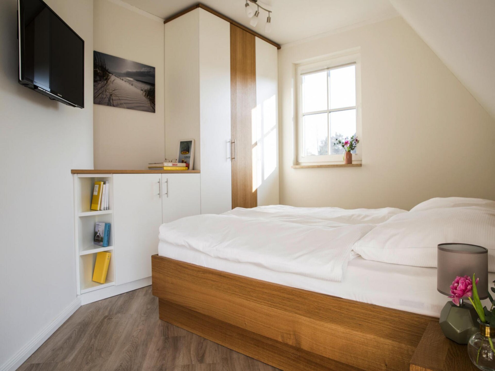 Luxe rietgedekt vakantiehuis met sauna en zwemlagune in Fuhlendorf - foto 15