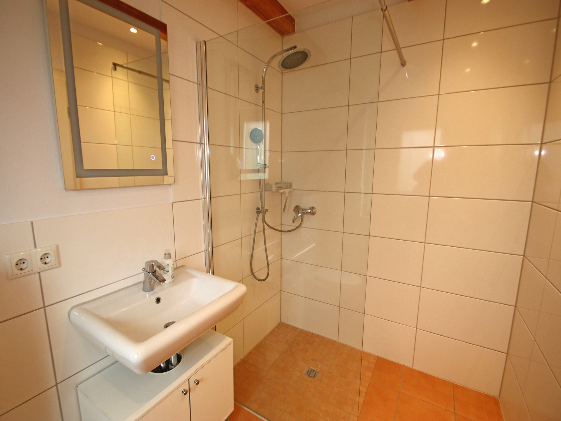 Ruim appartement voor 5 personen in Lütow nabij de lagune - foto 28