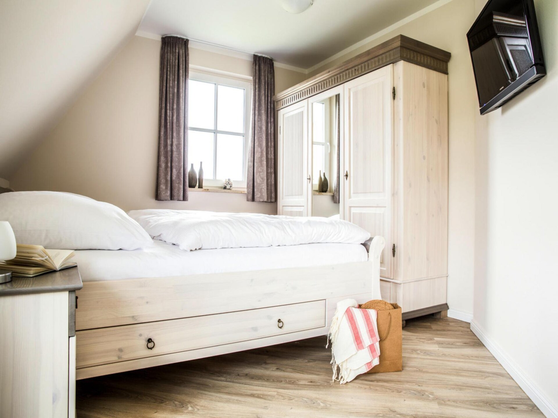 Luxe rietgedekte woning met sauna en zwemplek aan de lagune in Fuhlendorf - foto 10
