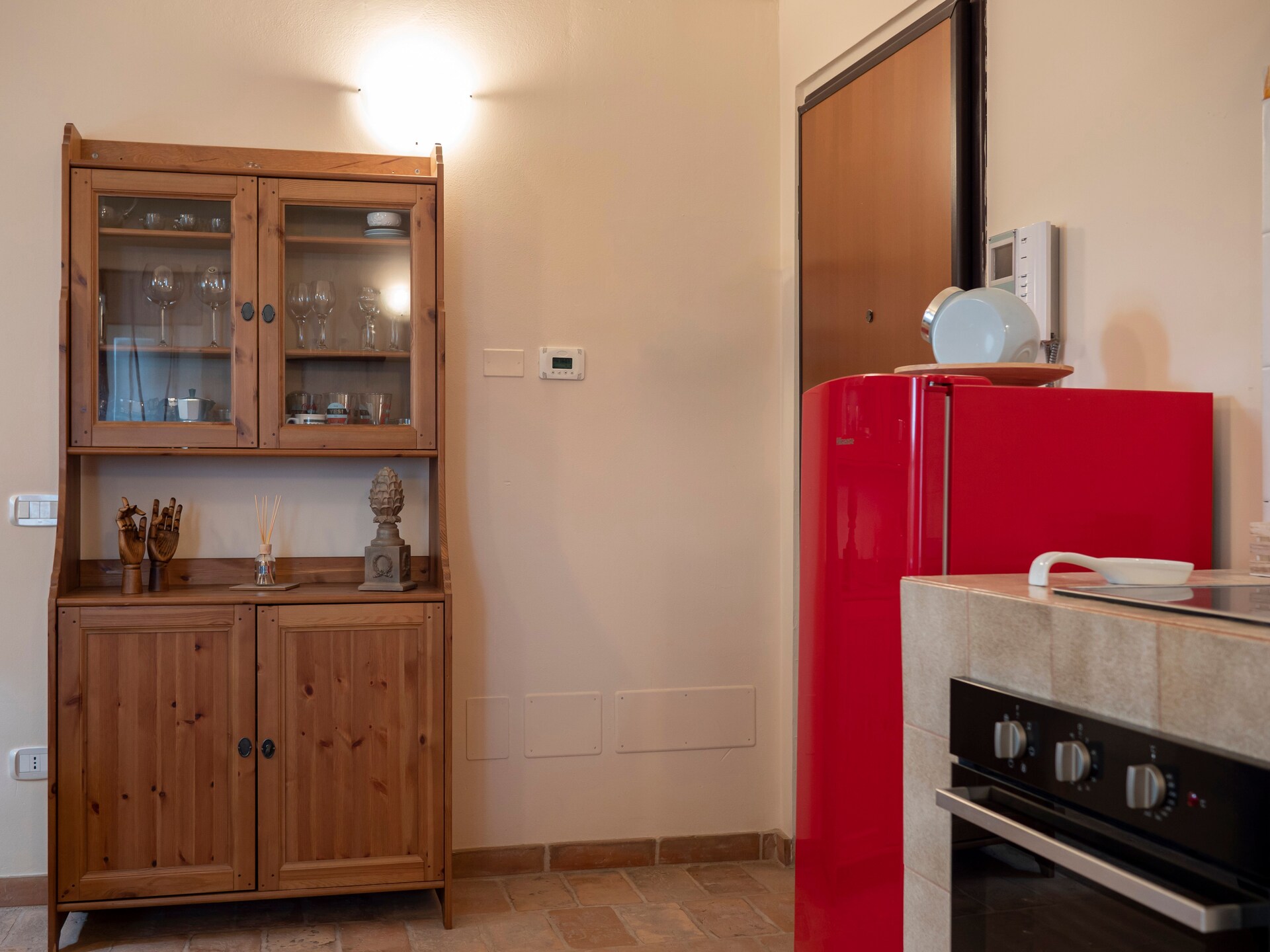 Knus appartement met zwembad nabij Mombaroccio - foto 18