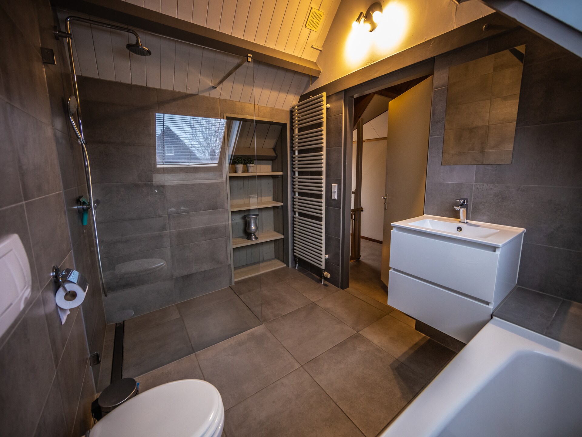 Historisch vakantiehuis bij Oranjezon, 400m van de duinen en 900m van strand - foto 18