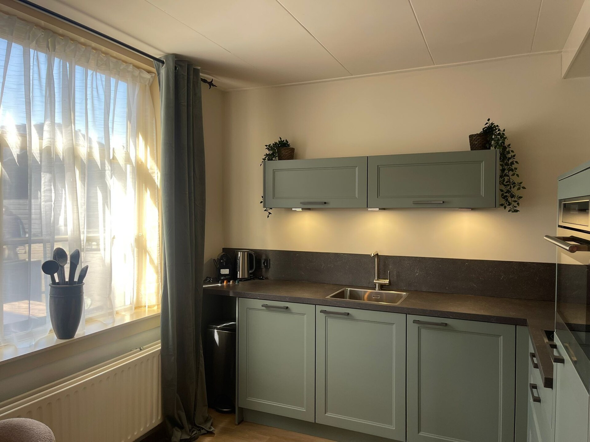Historisch vakantiehuis bij Oranjezon, 400m van de duinen en 900m van strand - foto 9