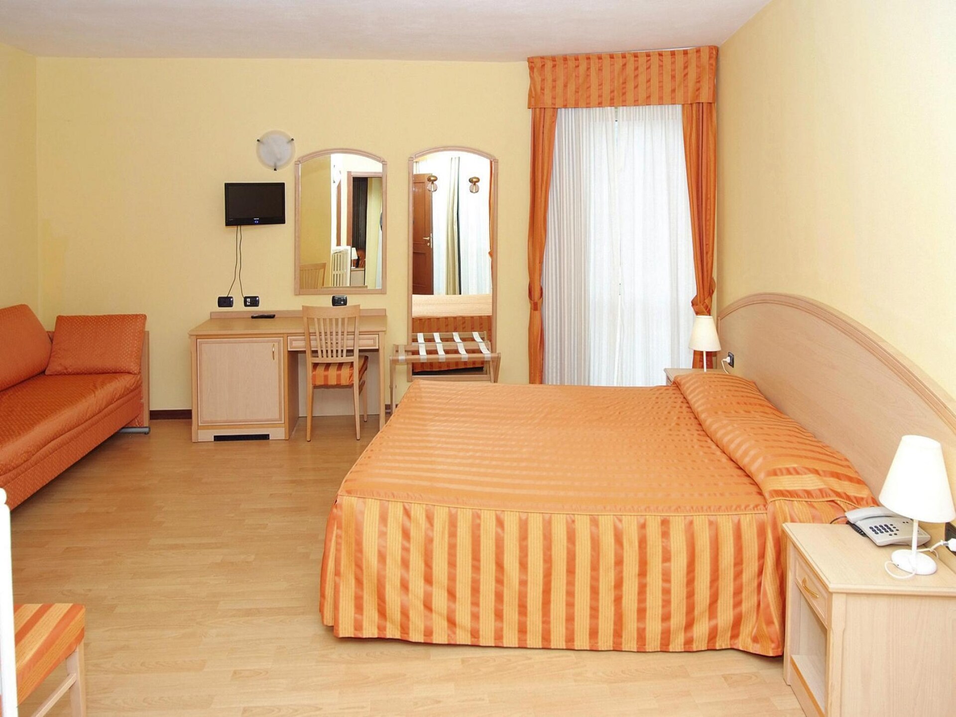 Residence dei Fiori: Appartement voor 6 aan het Lago Maggiore in Baveno - foto 7