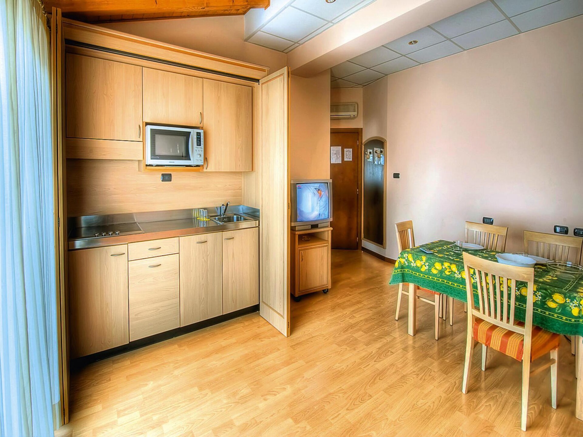 Residence dei Fiori: Appartement voor 6 aan het Lago Maggiore in Baveno - foto 9