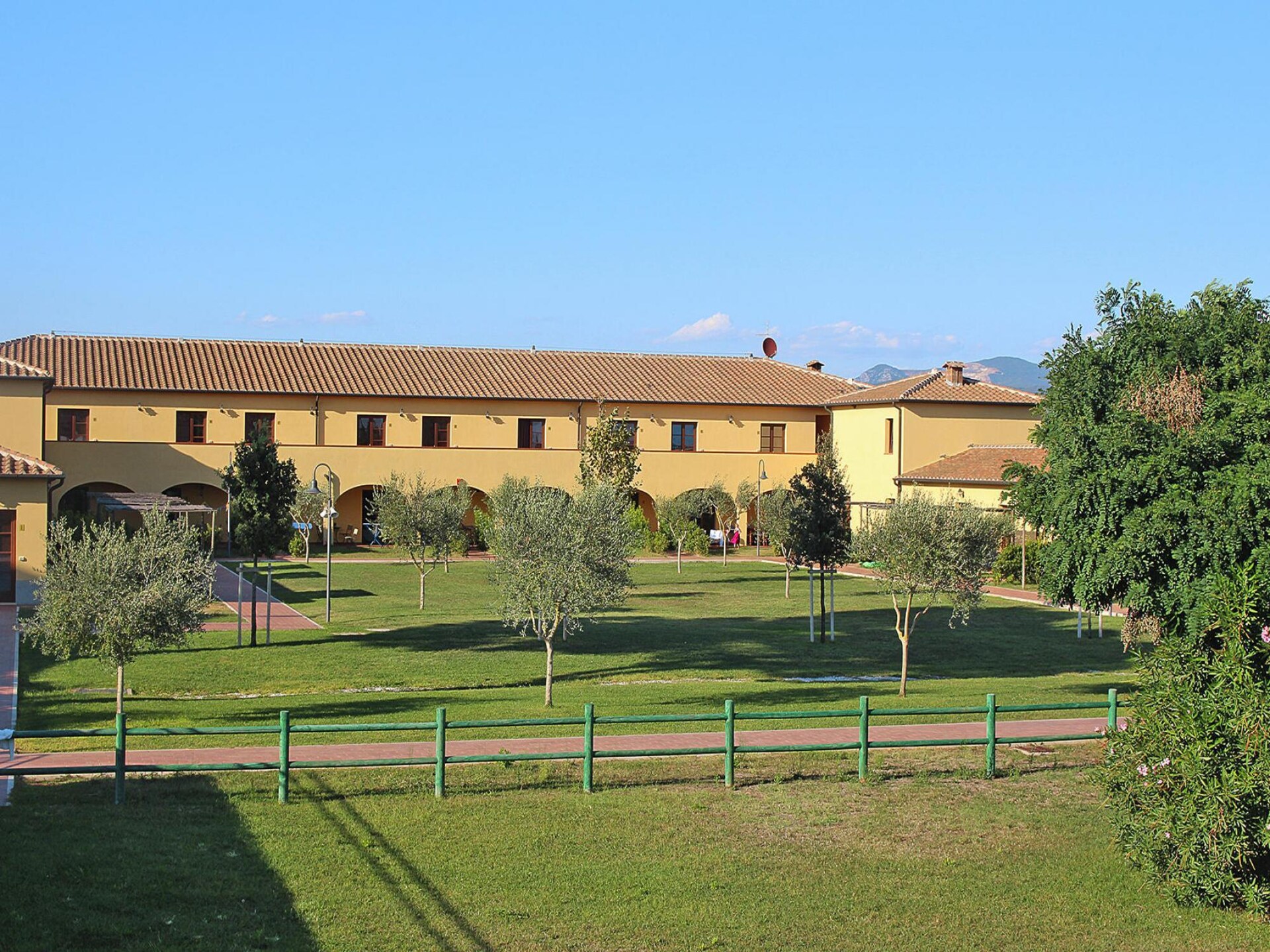 Toscaans loftappartement op vakantiepark met zwembaden, vlakbij zee - foto 12