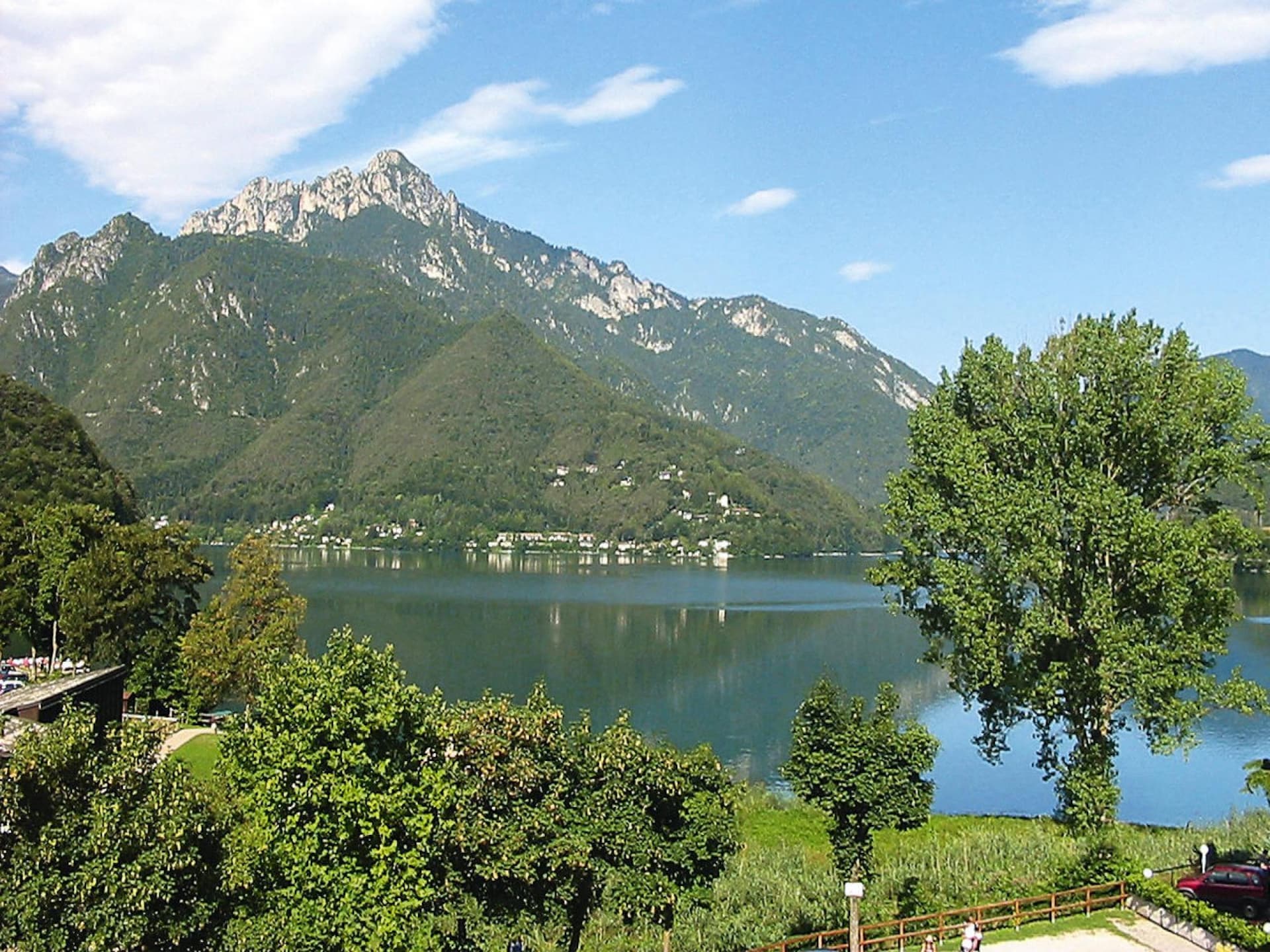 Licht appartement met uitzicht op het meer in Molina di Ledro - foto 9