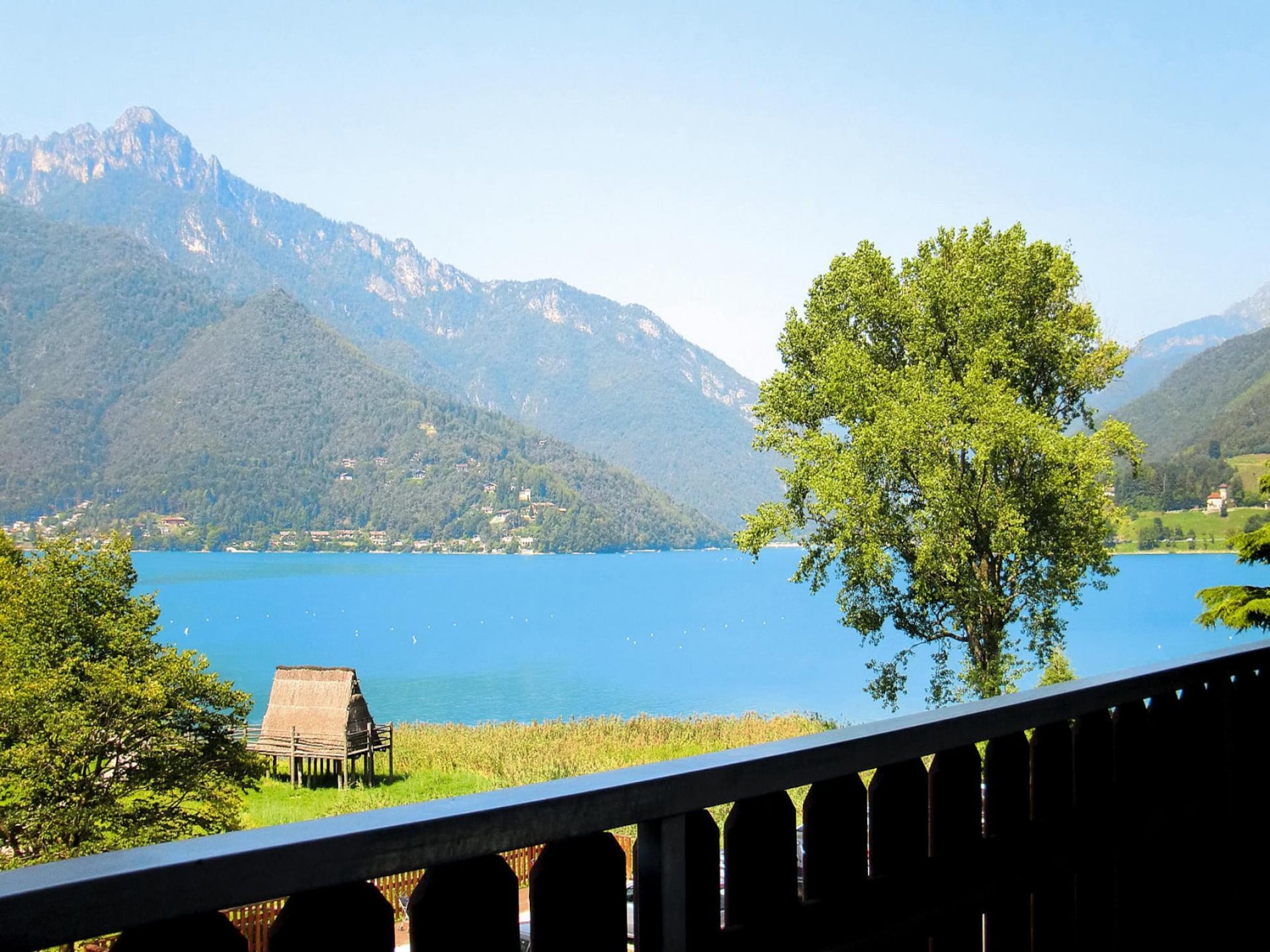 Licht appartement met uitzicht op het meer in Molina di Ledro - foto 12