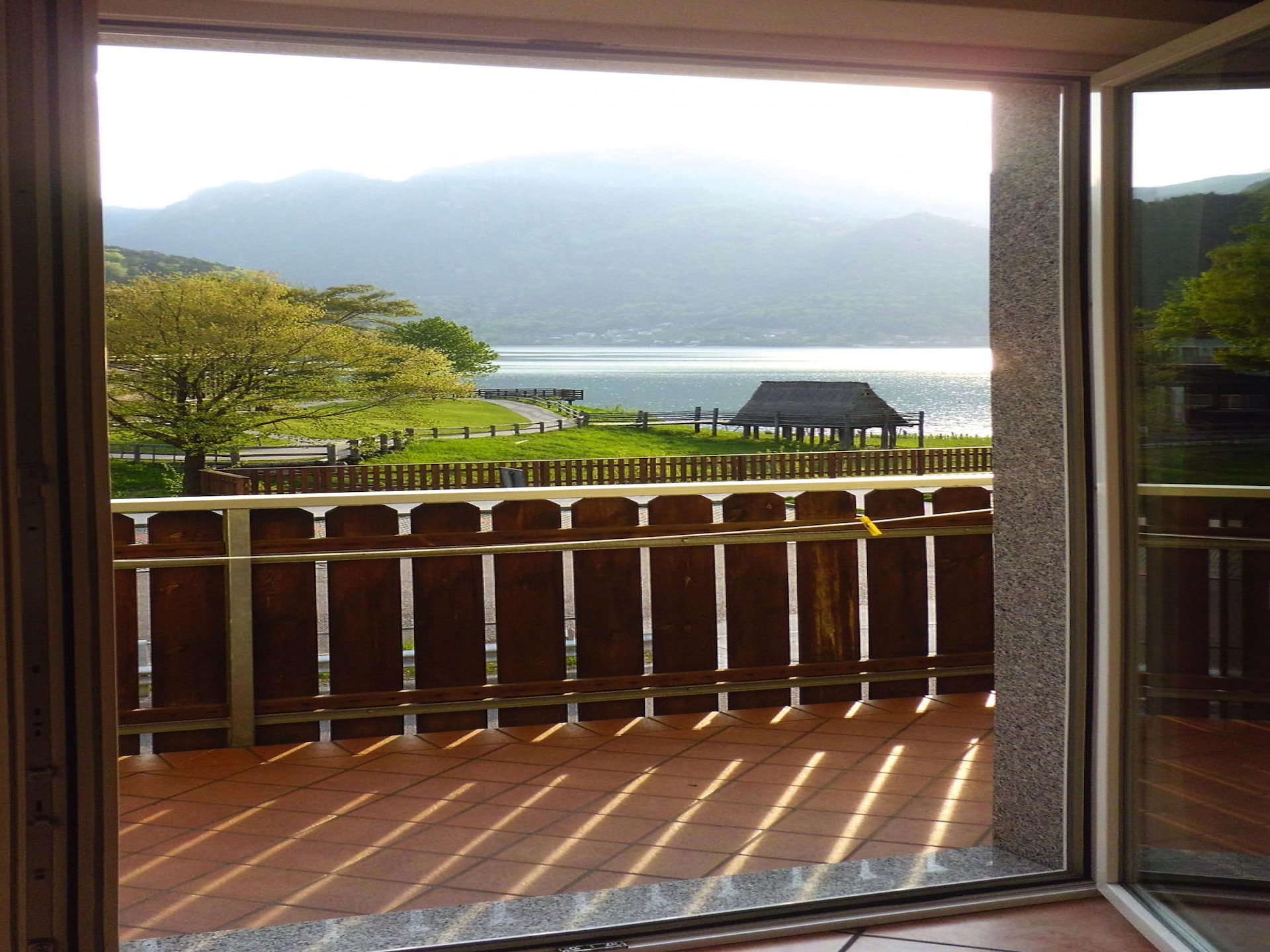Licht appartement met uitzicht op het meer in Molina di Ledro - foto 14