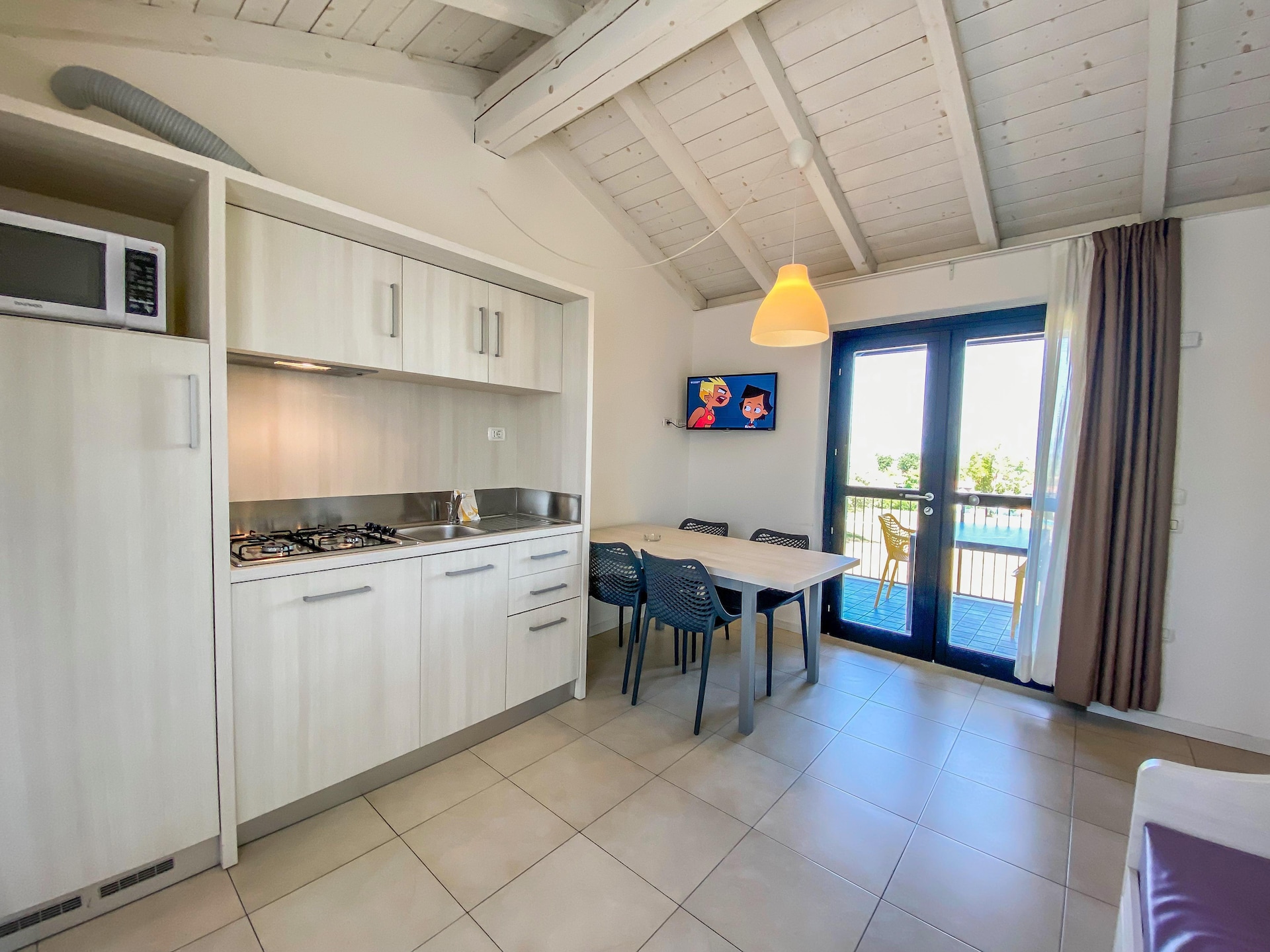 Comfortabel appartement voor 6 personen in Castelnuovo del Garda - foto 7