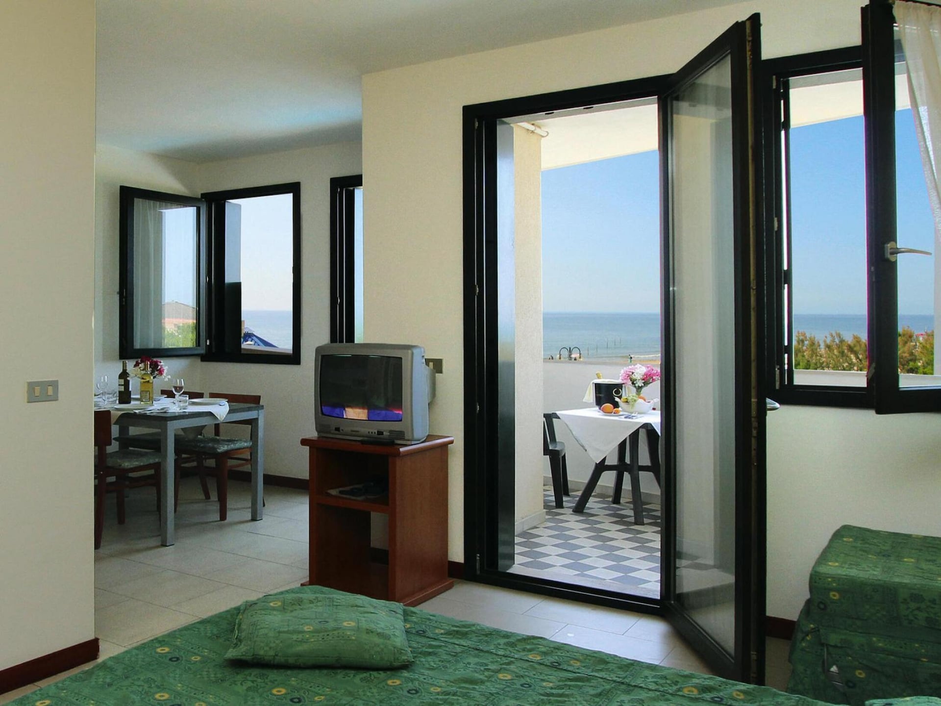 3-persoons appartement aan zee in het centrum van Cavallino - foto 14