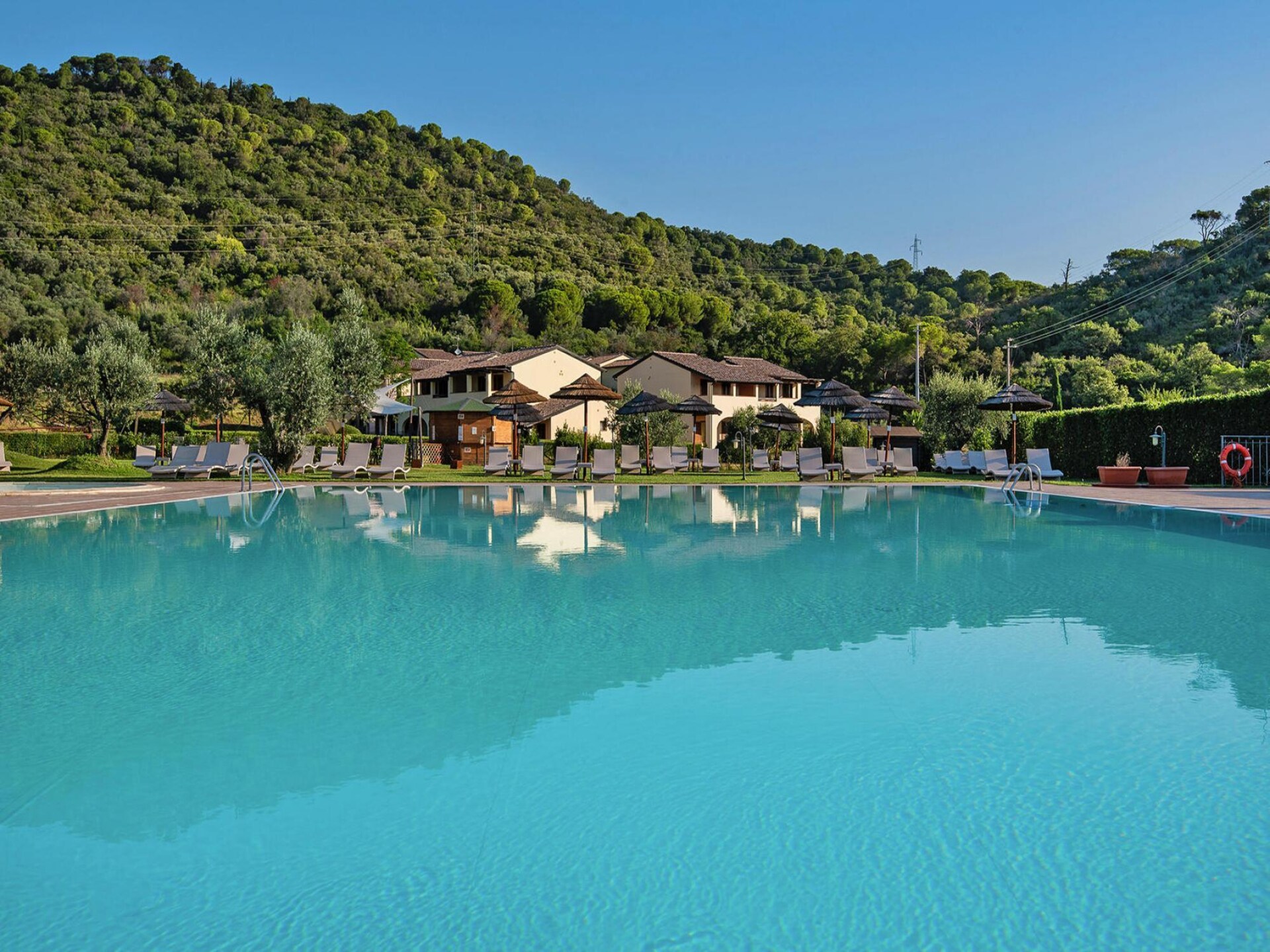 Toscaans appartement op vakantiepark met groot zwembad, nabij zee en Suvereto - foto 7