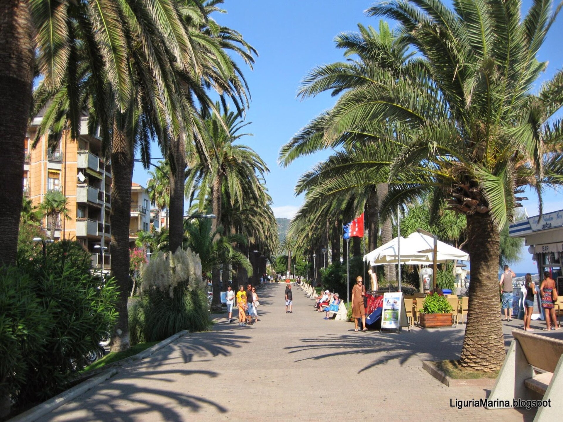 Comfortabel appartement met panoramisch zeezicht in Pietra Ligure - foto 37