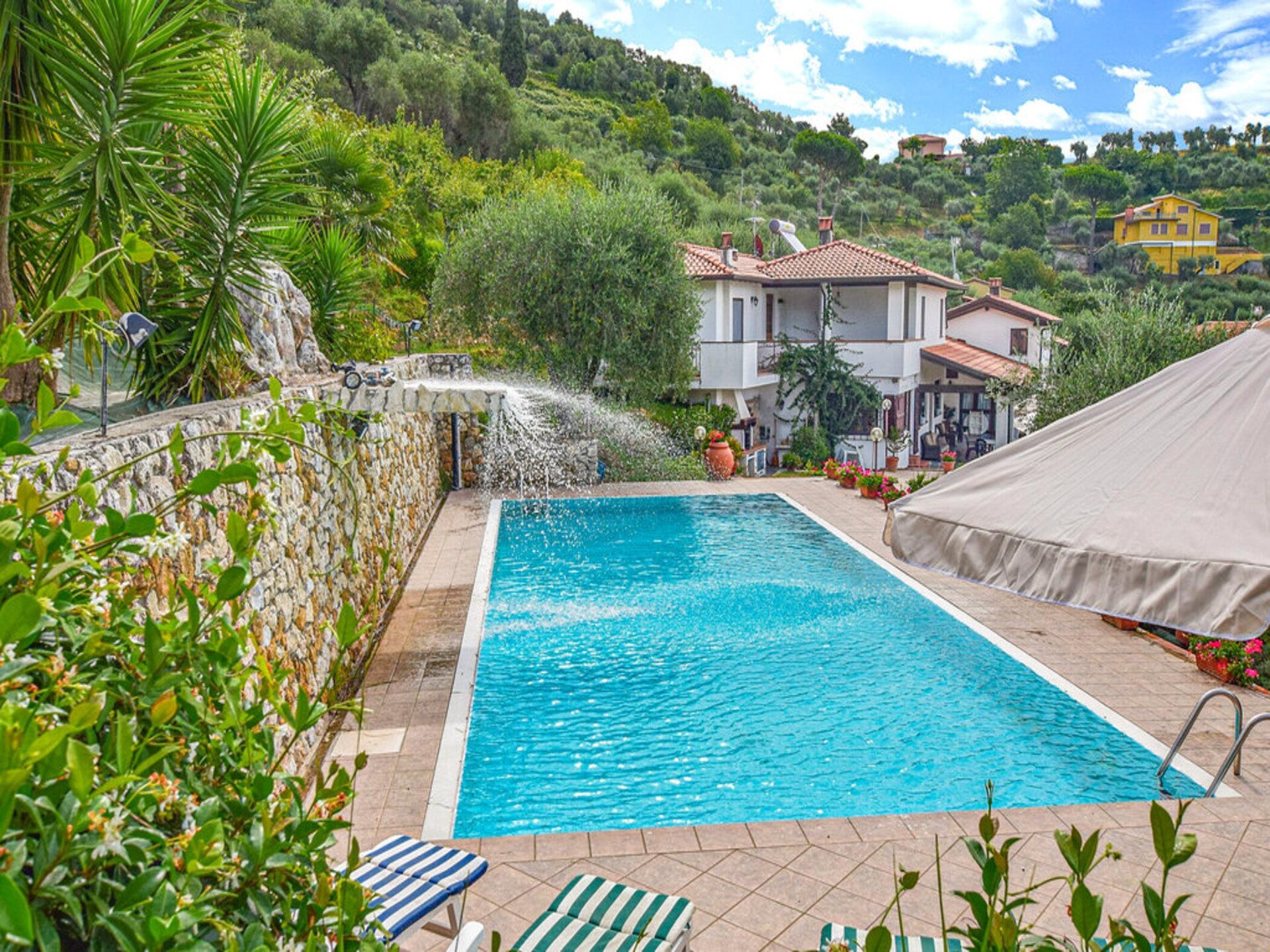 Villa Lea: Vrijstaand vakantiehuis met zwembad nabij Lido di Camaiore - foto 9