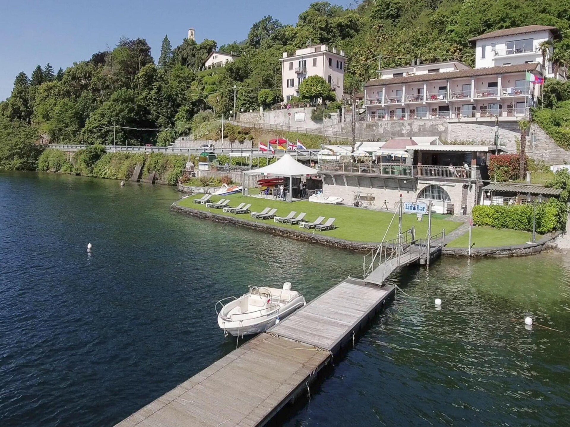 Licht appartement voor 5 personen nabij Lago Maggiore in Oggebbio - foto 7