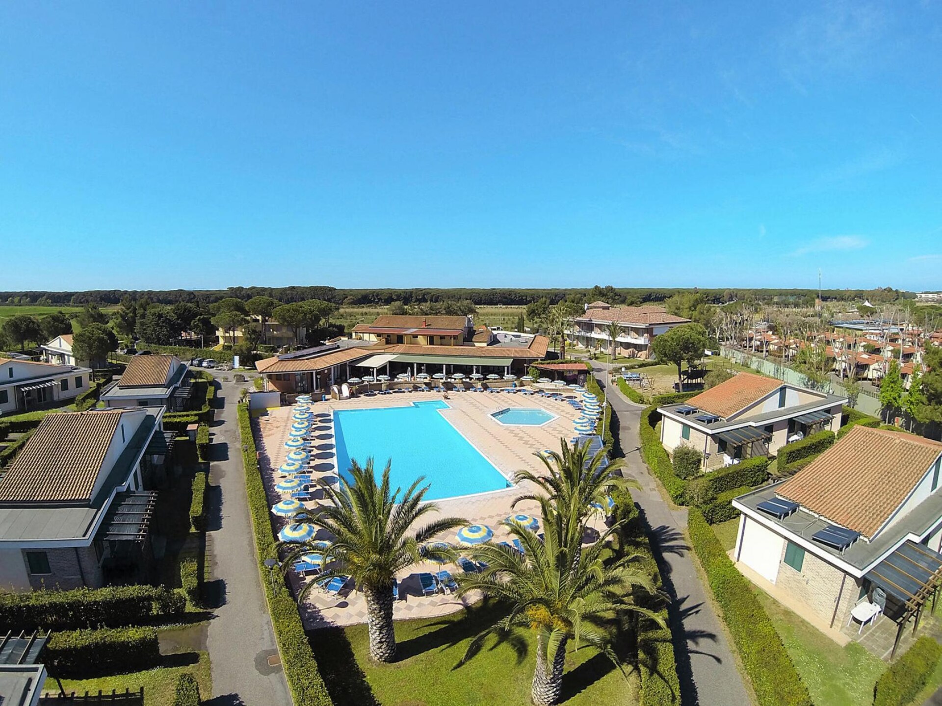Gelijkvloers appartement met tuin op vakantiepark nabij het strand van Cecina Mare - foto 14