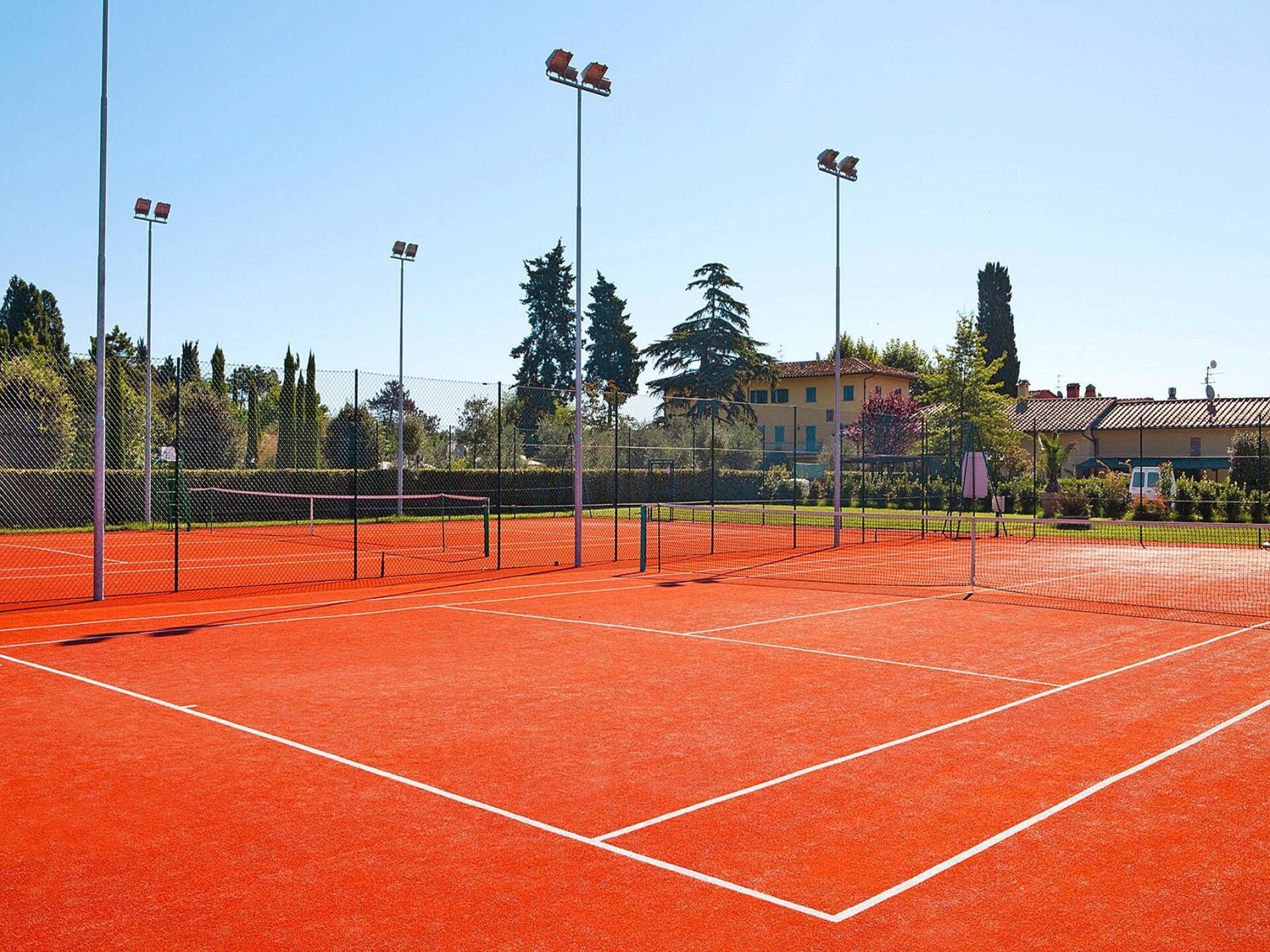 Toscaans appartement op vakantiepark met zwembad en wellness vlakbij meer - foto 25