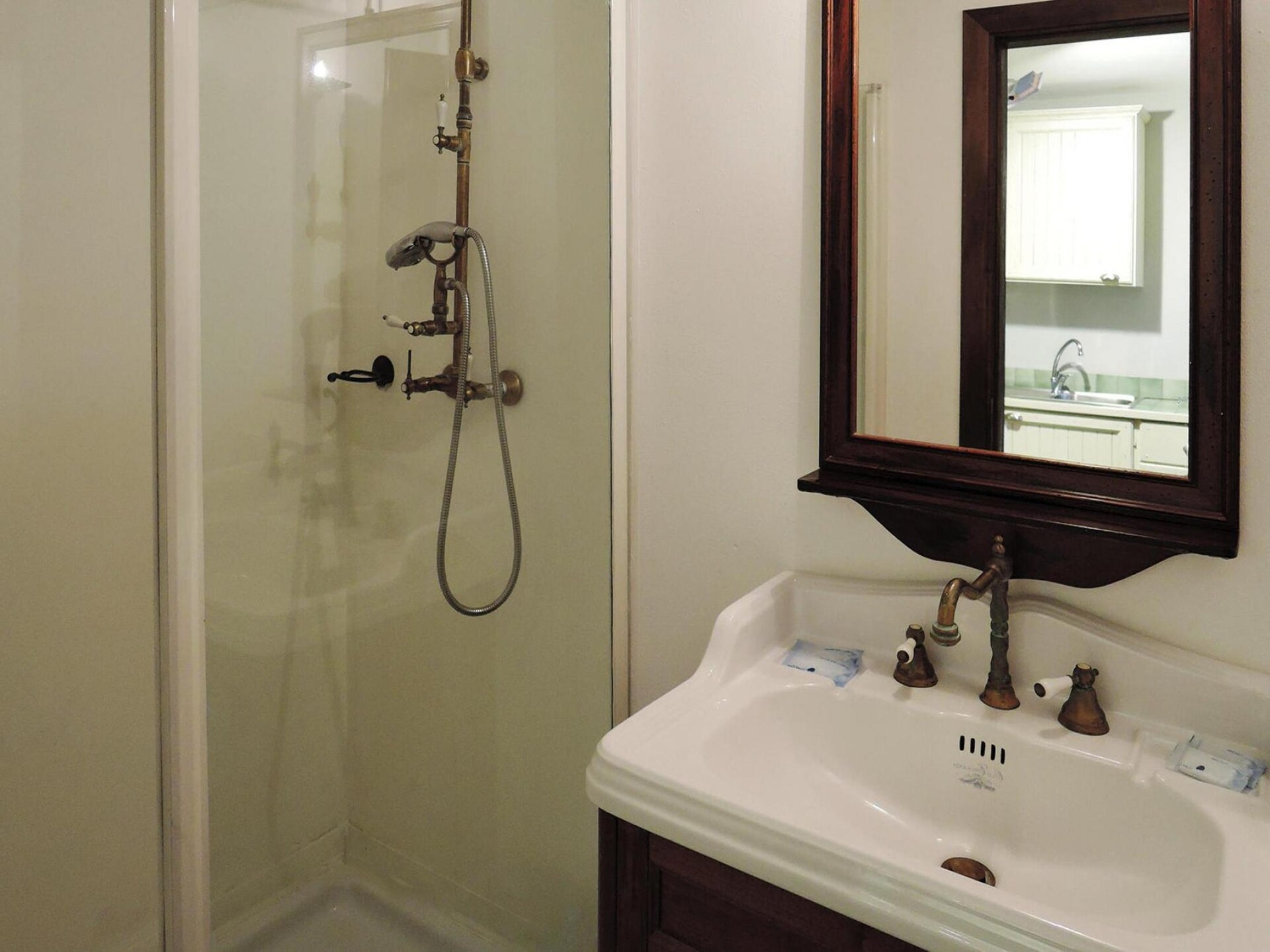 Toscaans appartement op vakantiepark met zwembad en wellness vlakbij meer - foto 23