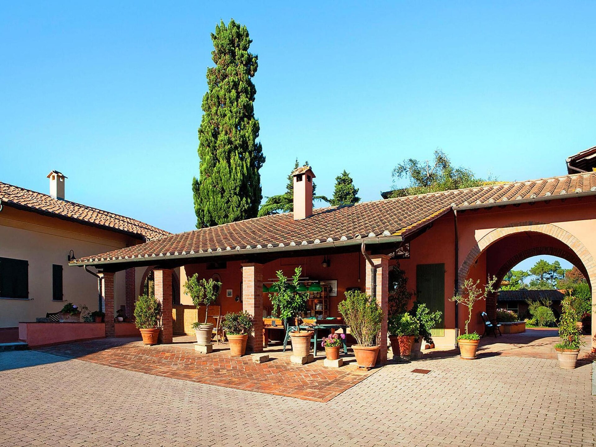 Toscaans appartement op vakantiepark met zwembad en wellness vlakbij meer - foto 9