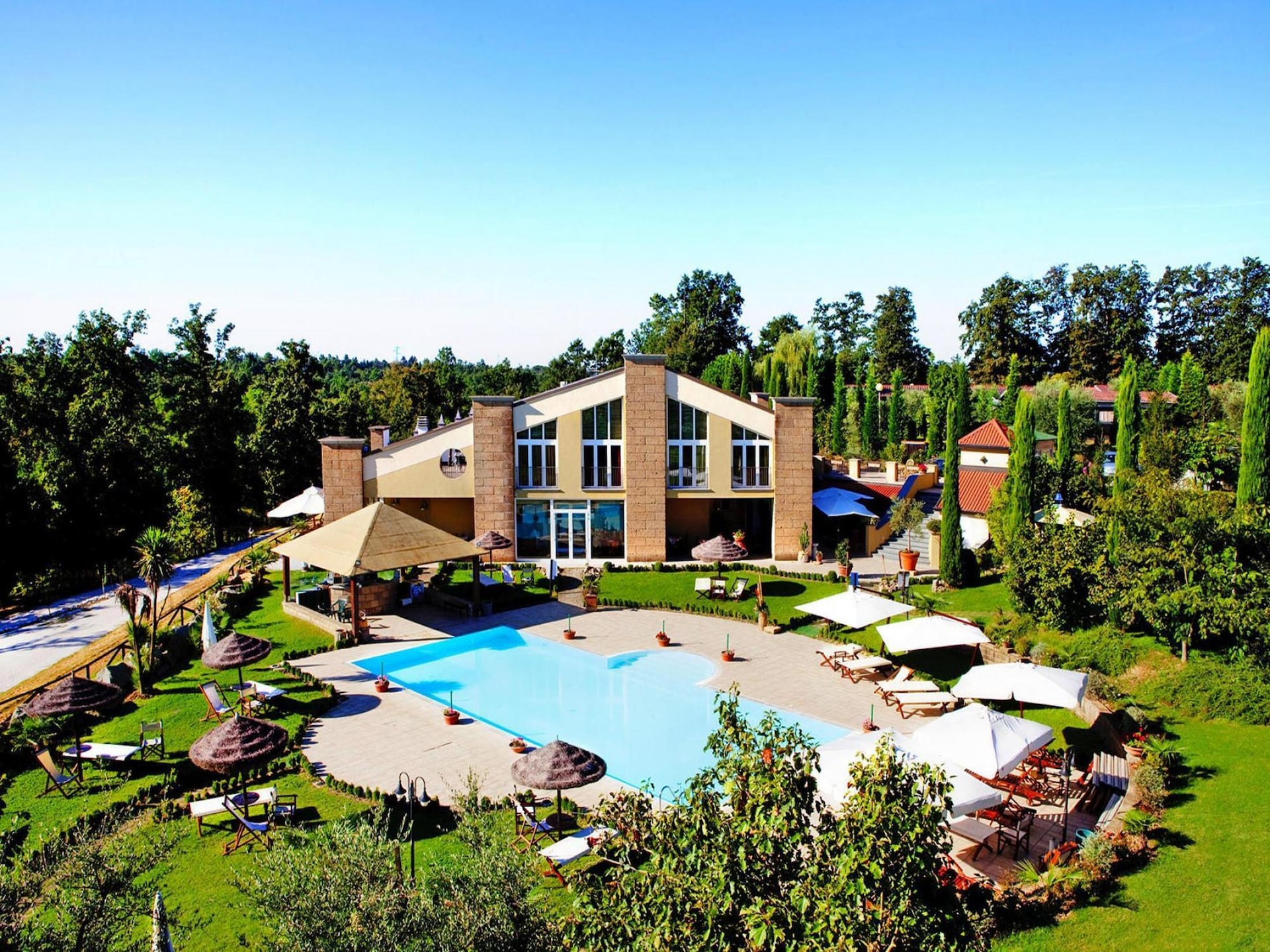 Toscaans appartement op vakantiepark met zwembad en wellness vlakbij meer - foto 10
