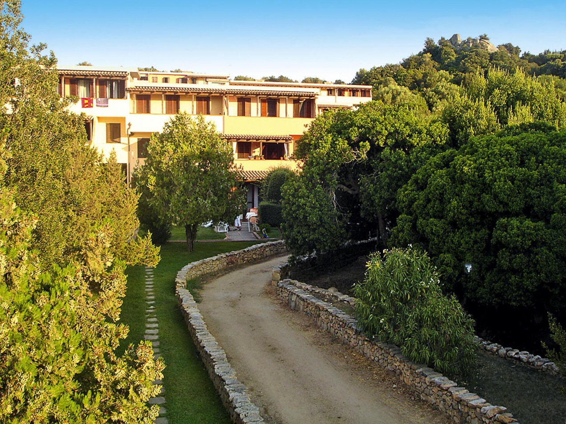 Op 300 m van het meer: Sfeervol appartement in Porto Rotondo - foto 5