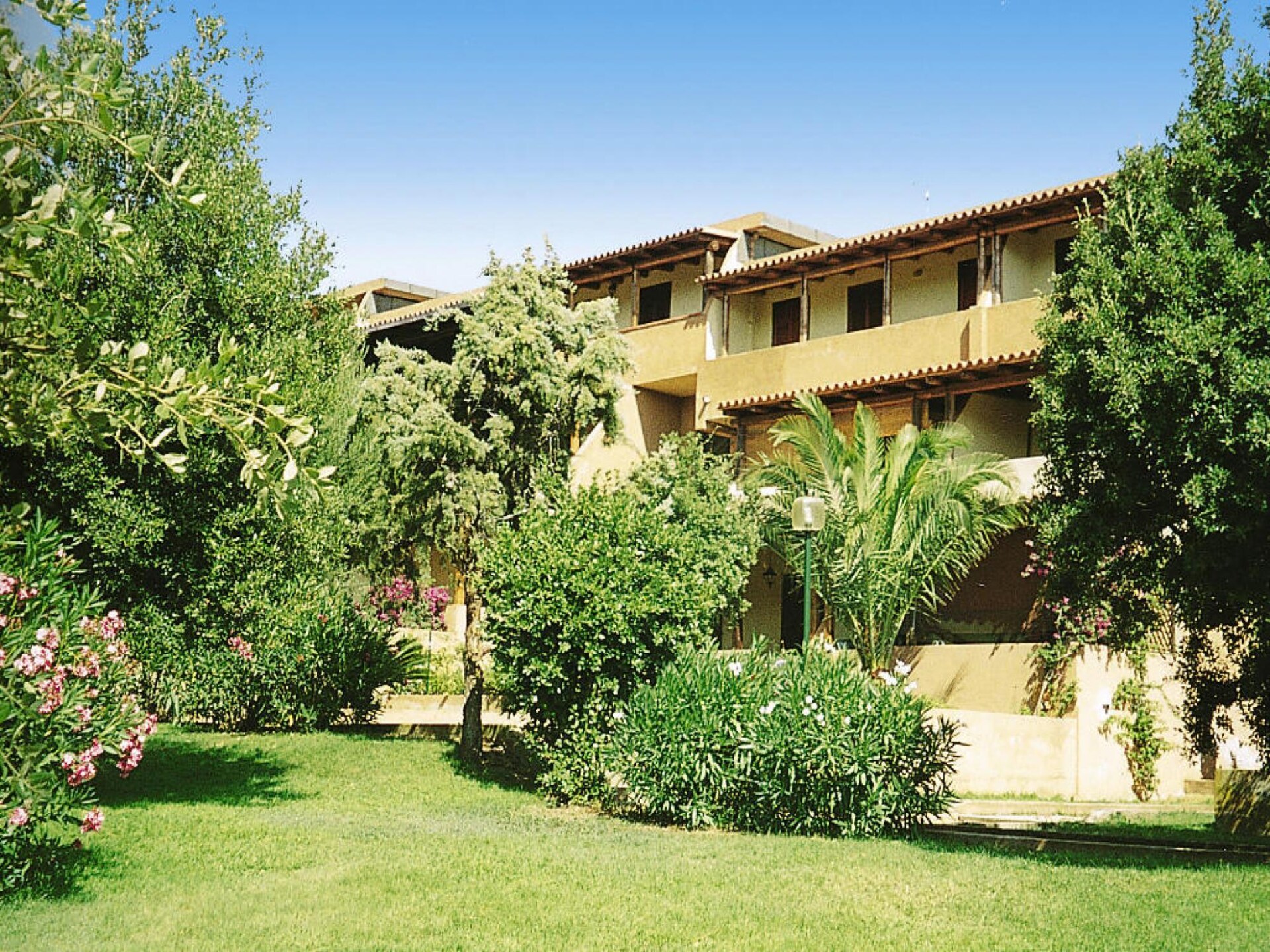 Op 300 m van het meer: Sfeervol appartement in Porto Rotondo - foto 11