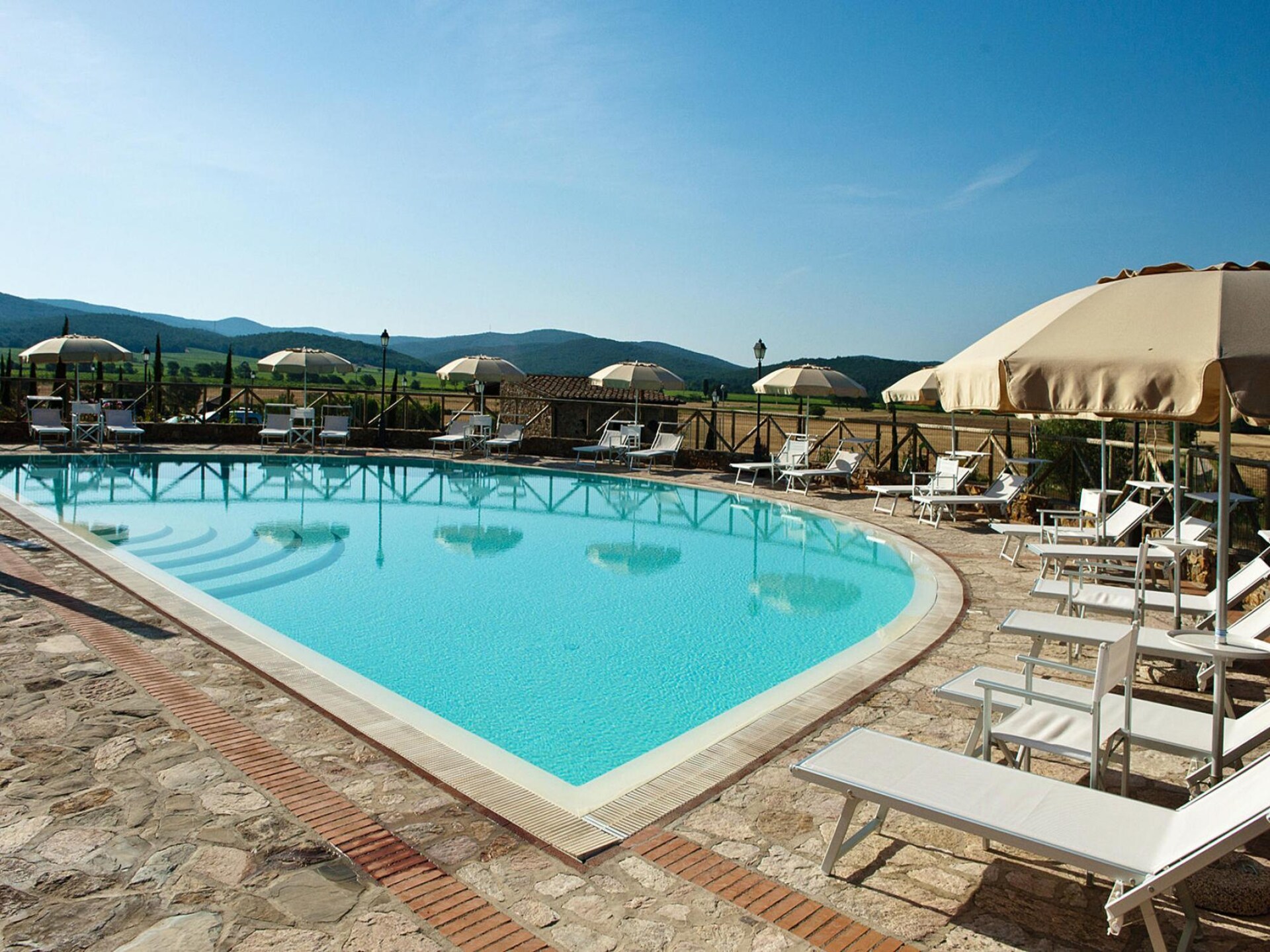 Rustiek appartement in Campiglia Marittima met panoramisch uitzicht · 3 pers. - foto 19