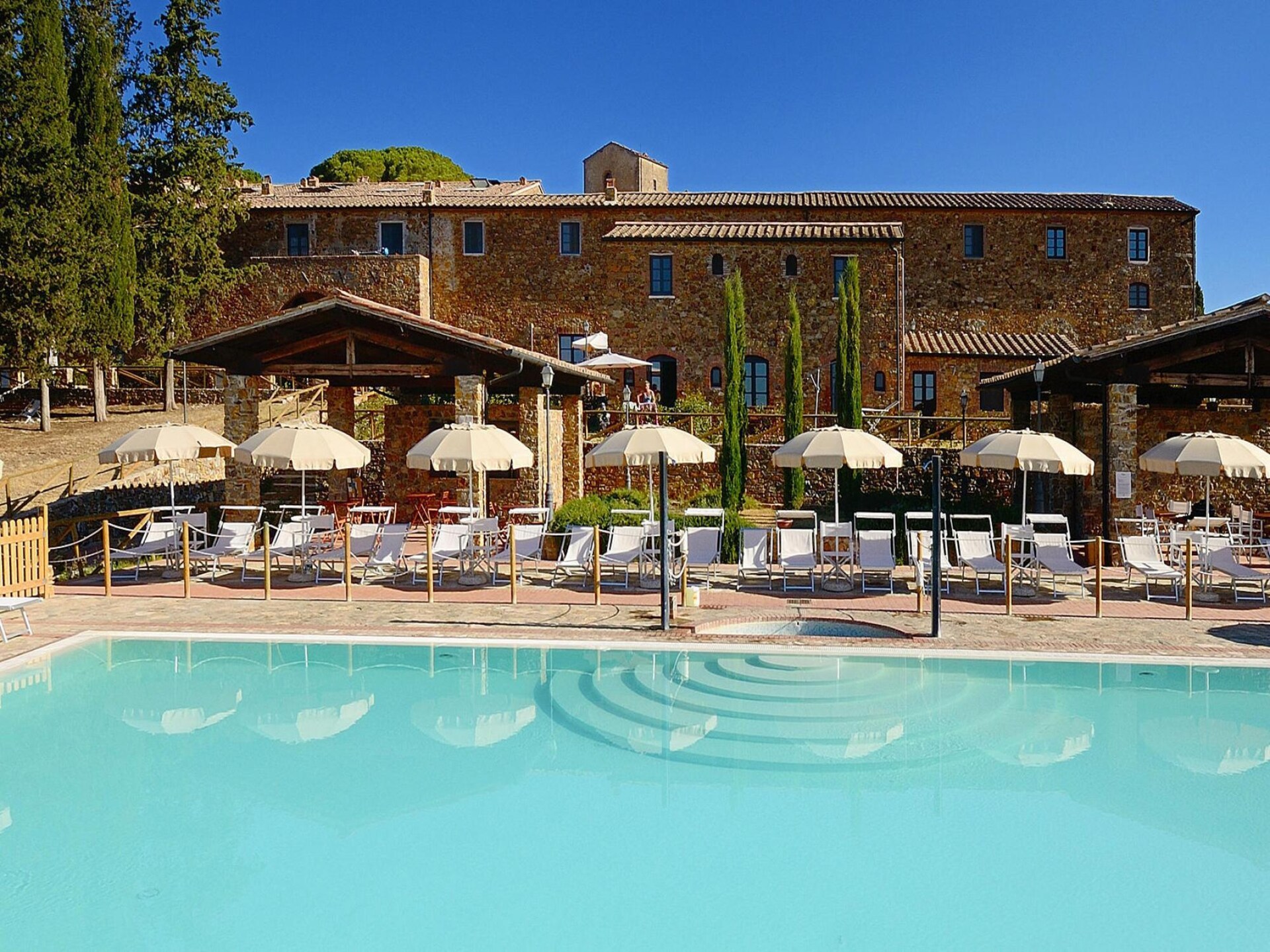 Trilo B met balkon op Toscaans vakantiepark nabij zee - foto 1