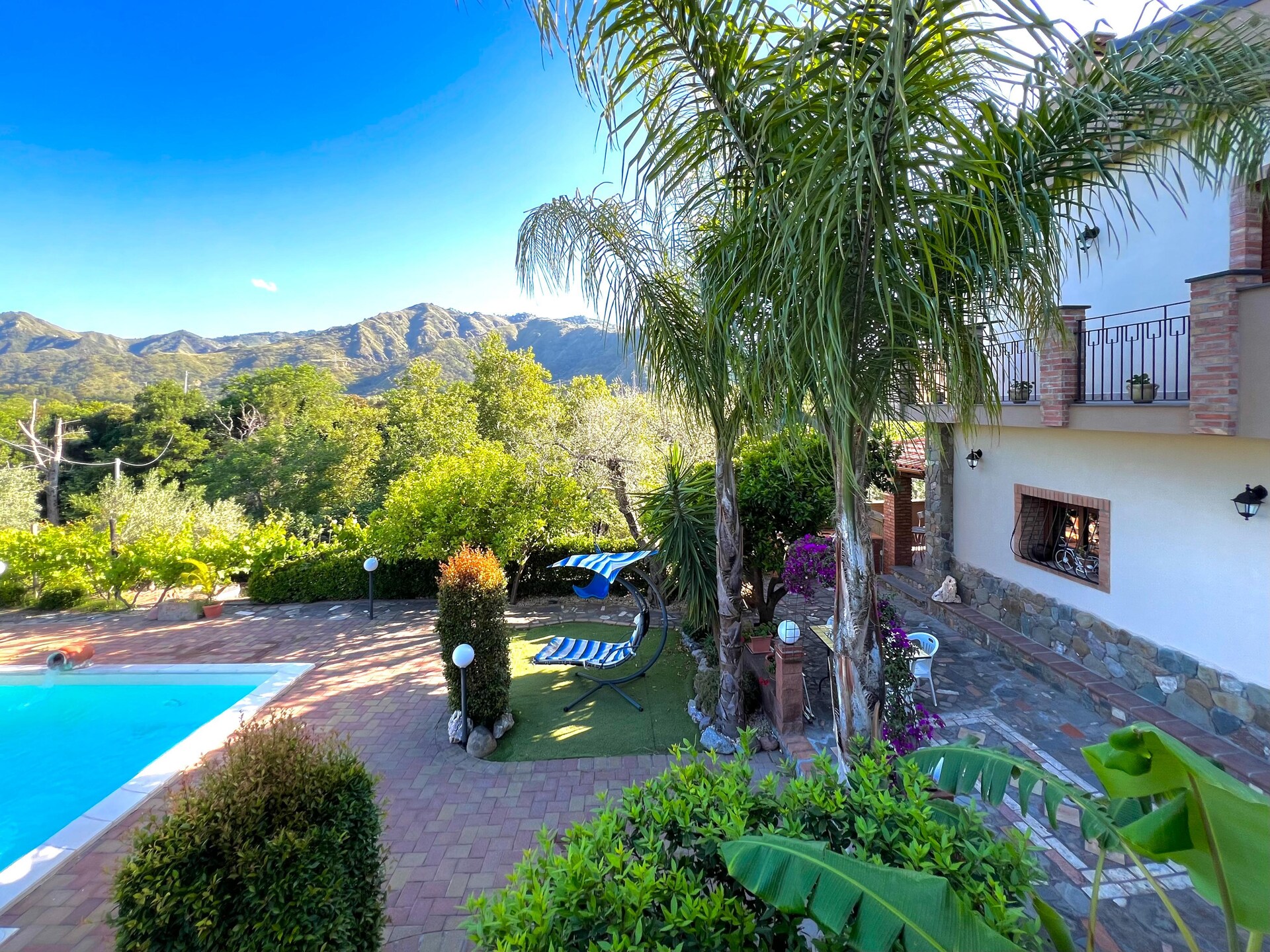 Villa Elios: Vrijstaand vakantiehuis met privézwembad bij de Etna - foto 24