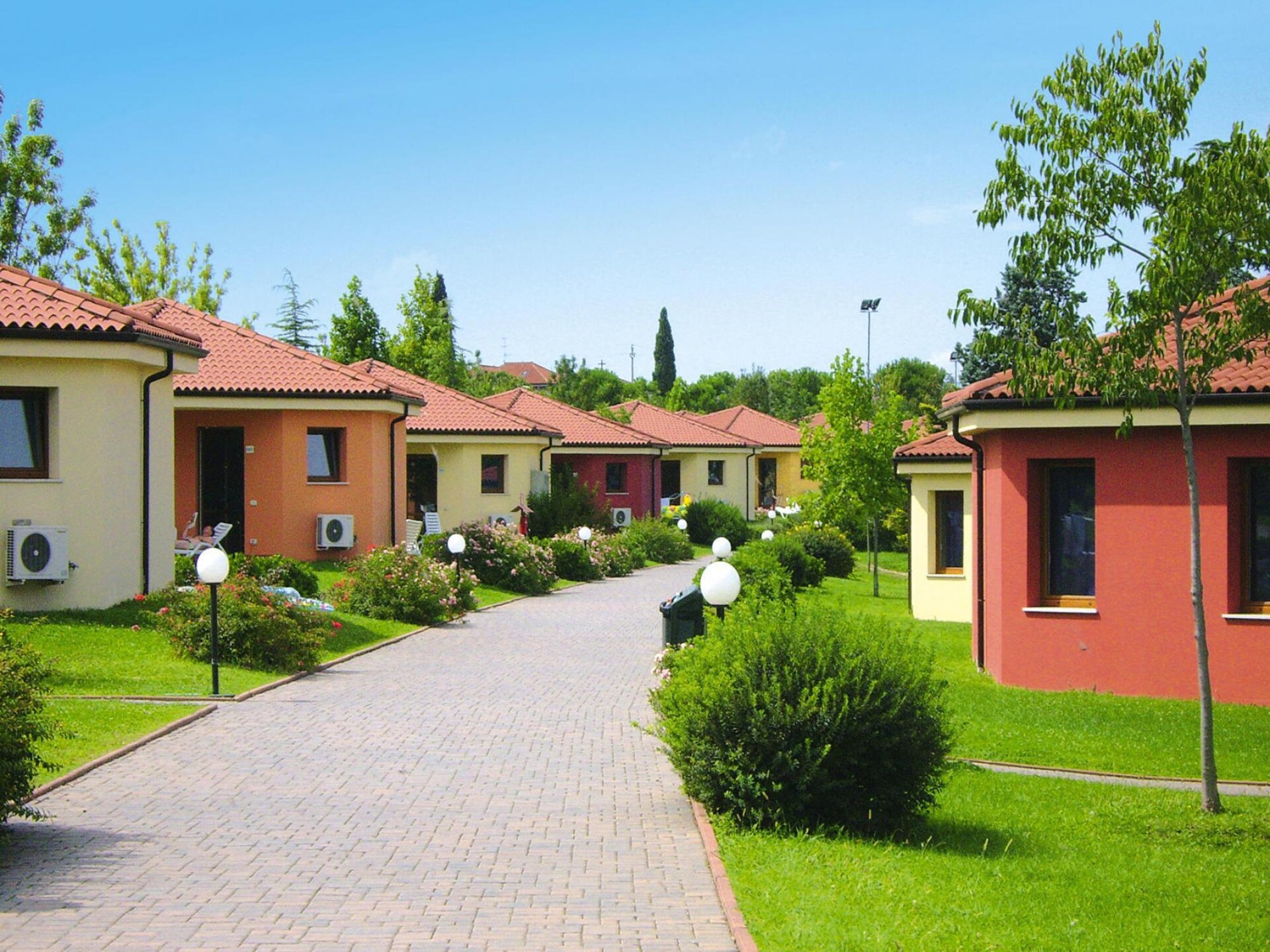 Vrijstaande bungalow voor 6 personen aan het Gardameer in Peschiera - foto 1