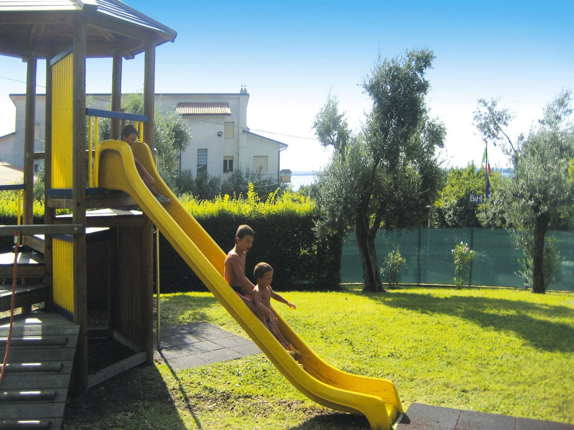 Op 400m van het meer: Comfortabele stacaravan in Moniga del Garda - foto 20