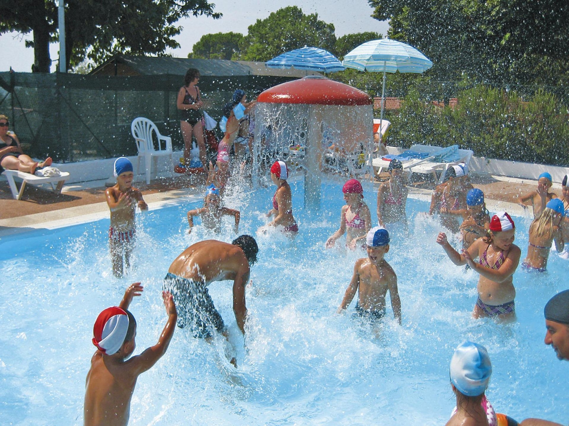 Op 400m van het meer: Comfortabele stacaravan in Moniga del Garda - foto 23