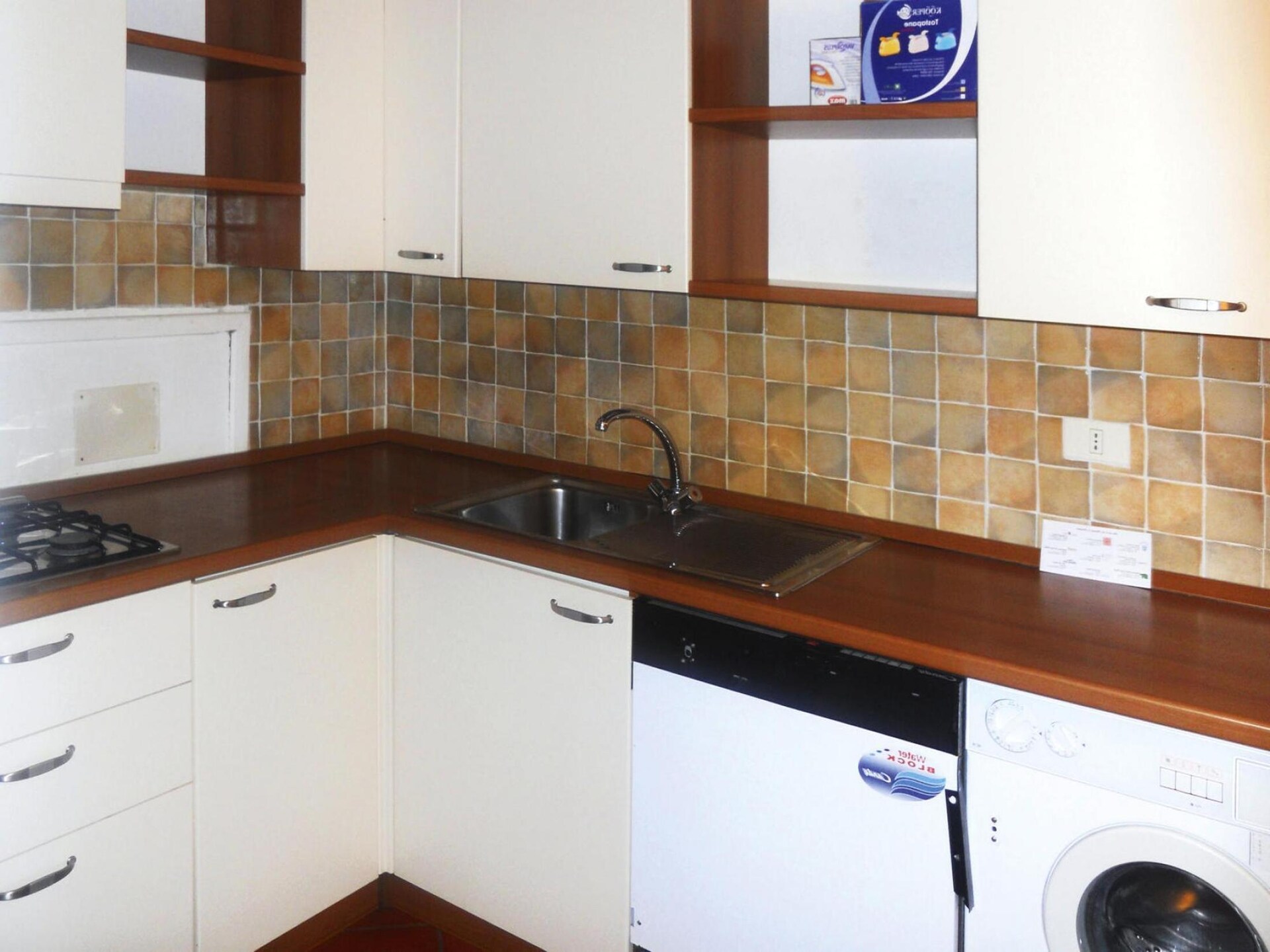 Authentiek appartement op heuveltop met panoramisch zeezicht bij Stintino - foto 16