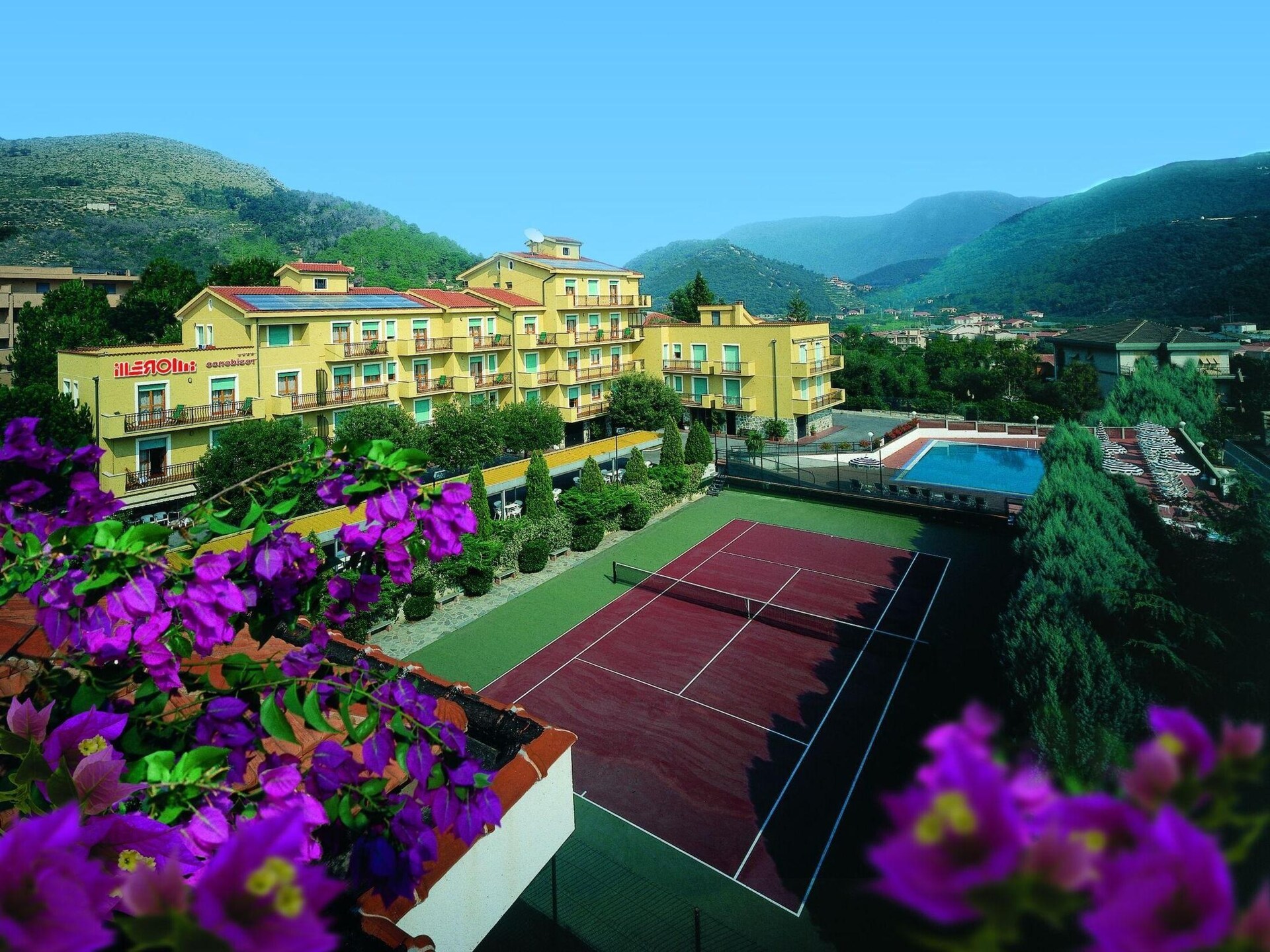 Zonnig appartement op vakantiepark nabij strand Pietra Ligure - foto 8