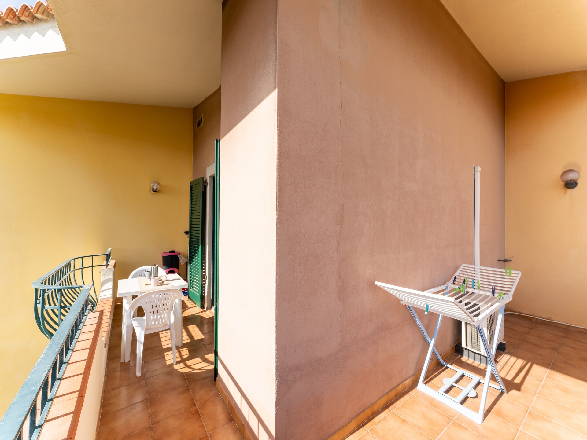 Licht appartement op vakantiepark met zwembad, 800 meter van strand - foto 15