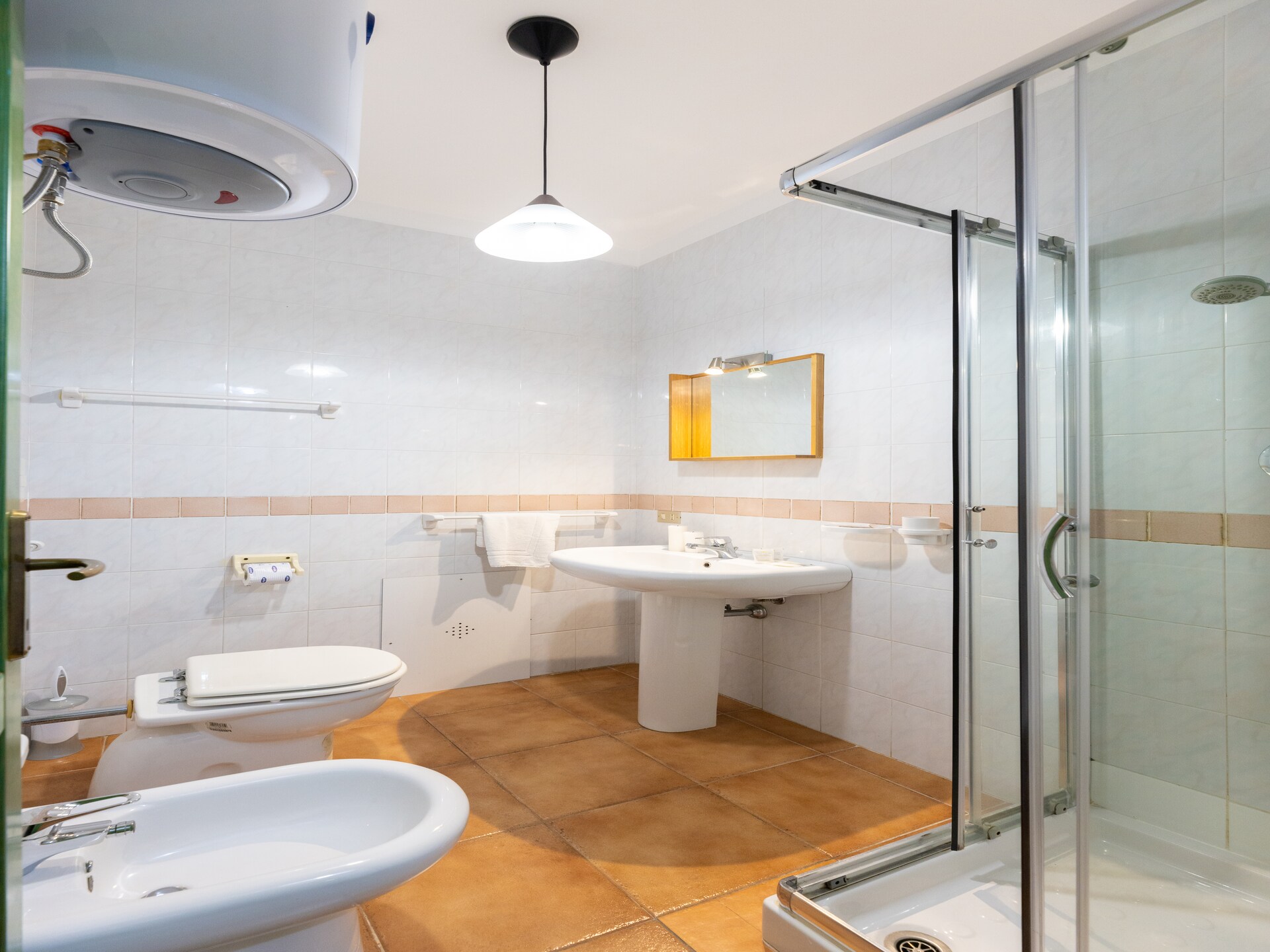 Licht appartement op vakantiepark met zwembad, 800 meter van strand - foto 13