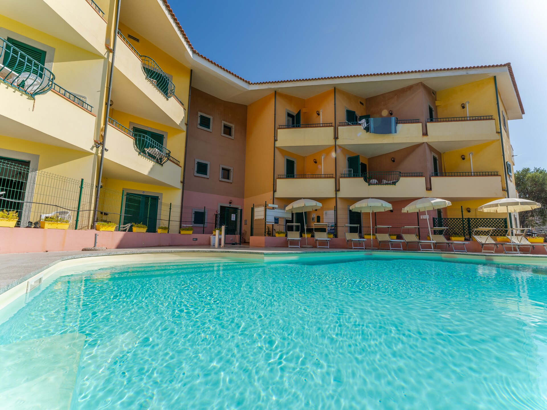 Licht appartement op vakantiepark met zwembad, 800 meter van strand - foto 23