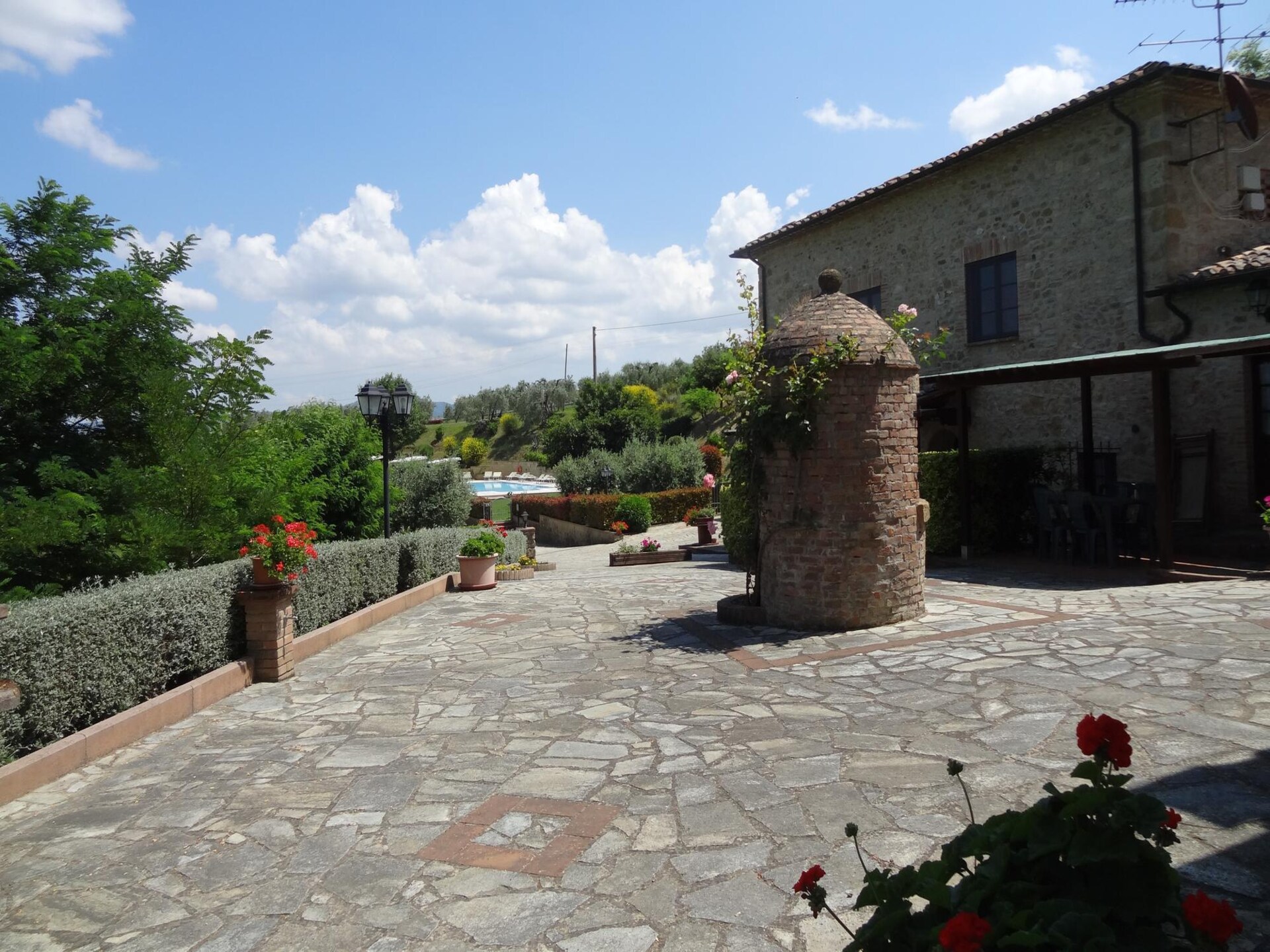 Rustiek appartement met zwembad en panoramisch uitzicht bij Volterra - foto 34