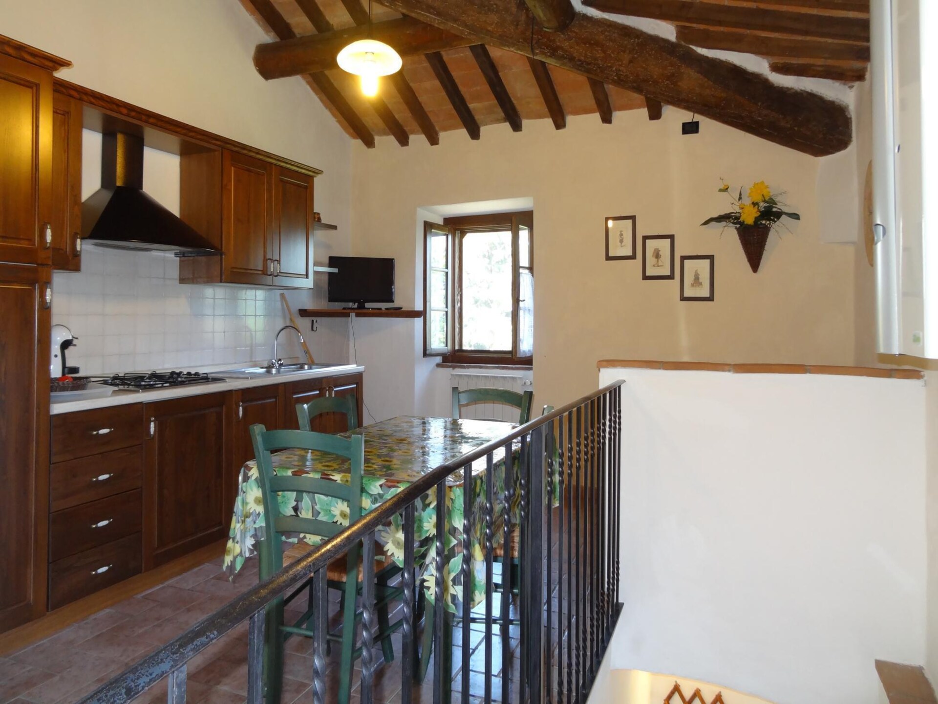 Rustiek appartement met zwembad en panoramisch uitzicht bij Volterra - foto 40