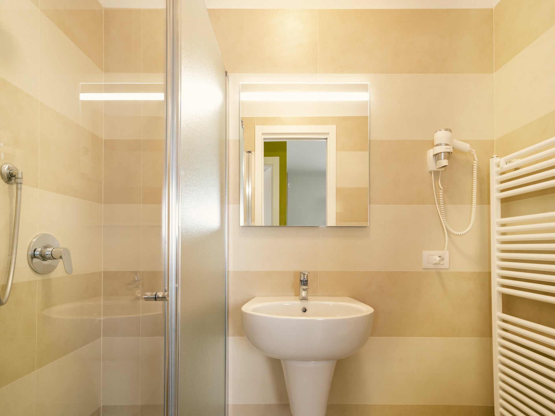 Op 1,0 km van het centrum: ruim appartement in Tignale - foto 13
