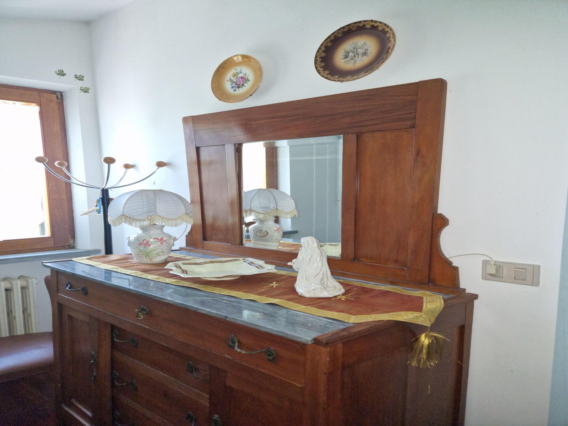 Vakantiehuis met privézwembad tussen de olijfbomen bij Montemaggiore - foto 9