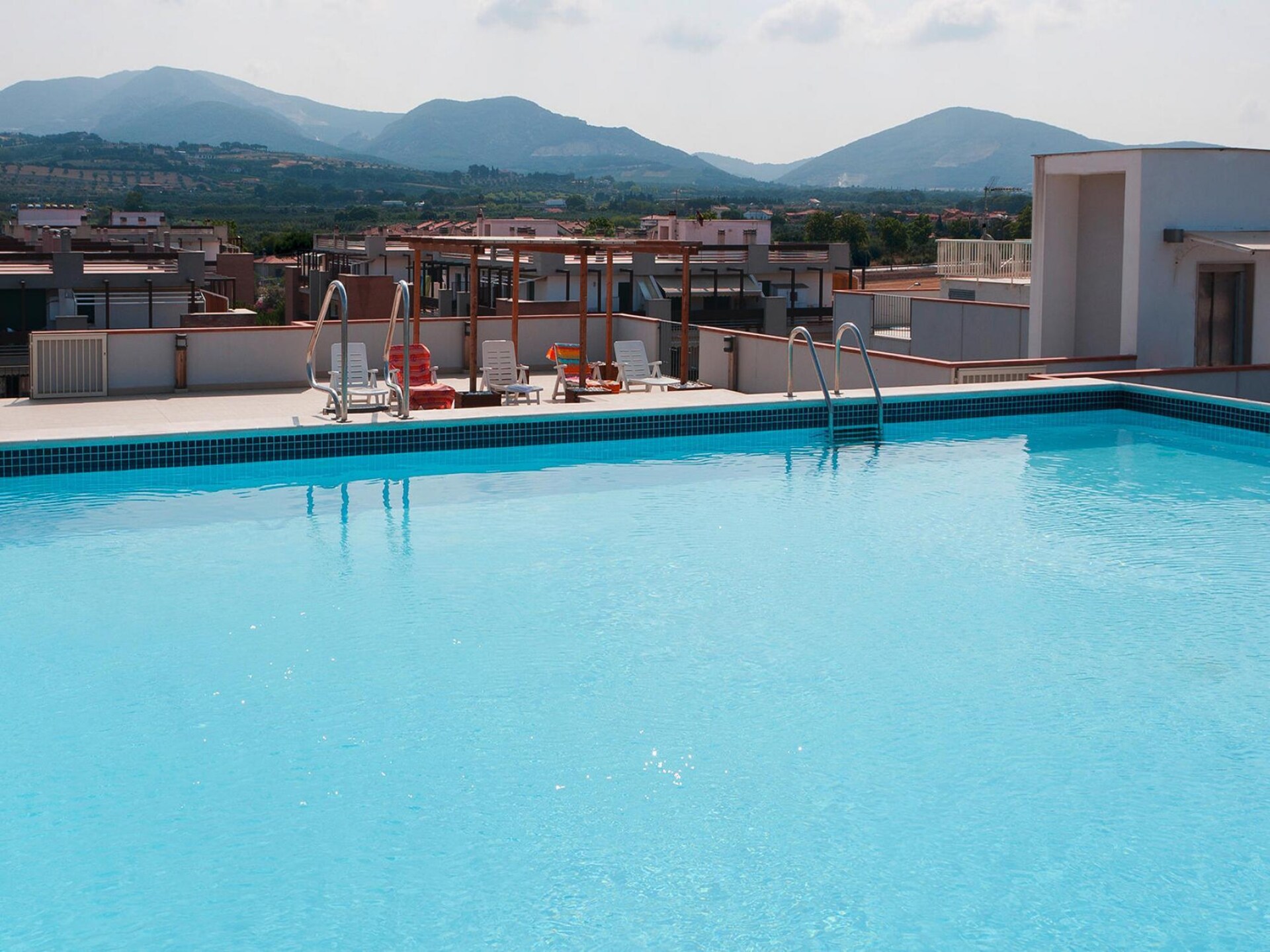 Modern appartement voor 4 op vakantiepark nabij zee in San Vincenzo - foto 24