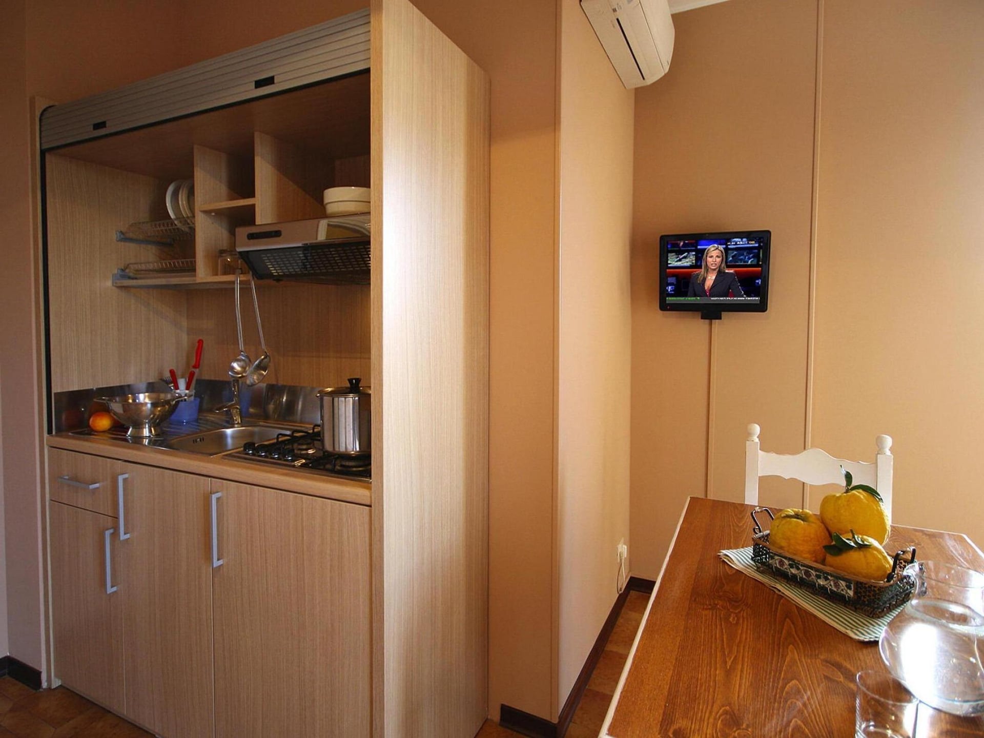 Knus appartement voor 5 op vakantiepark bij San Bartolomeo al Mare - foto 17