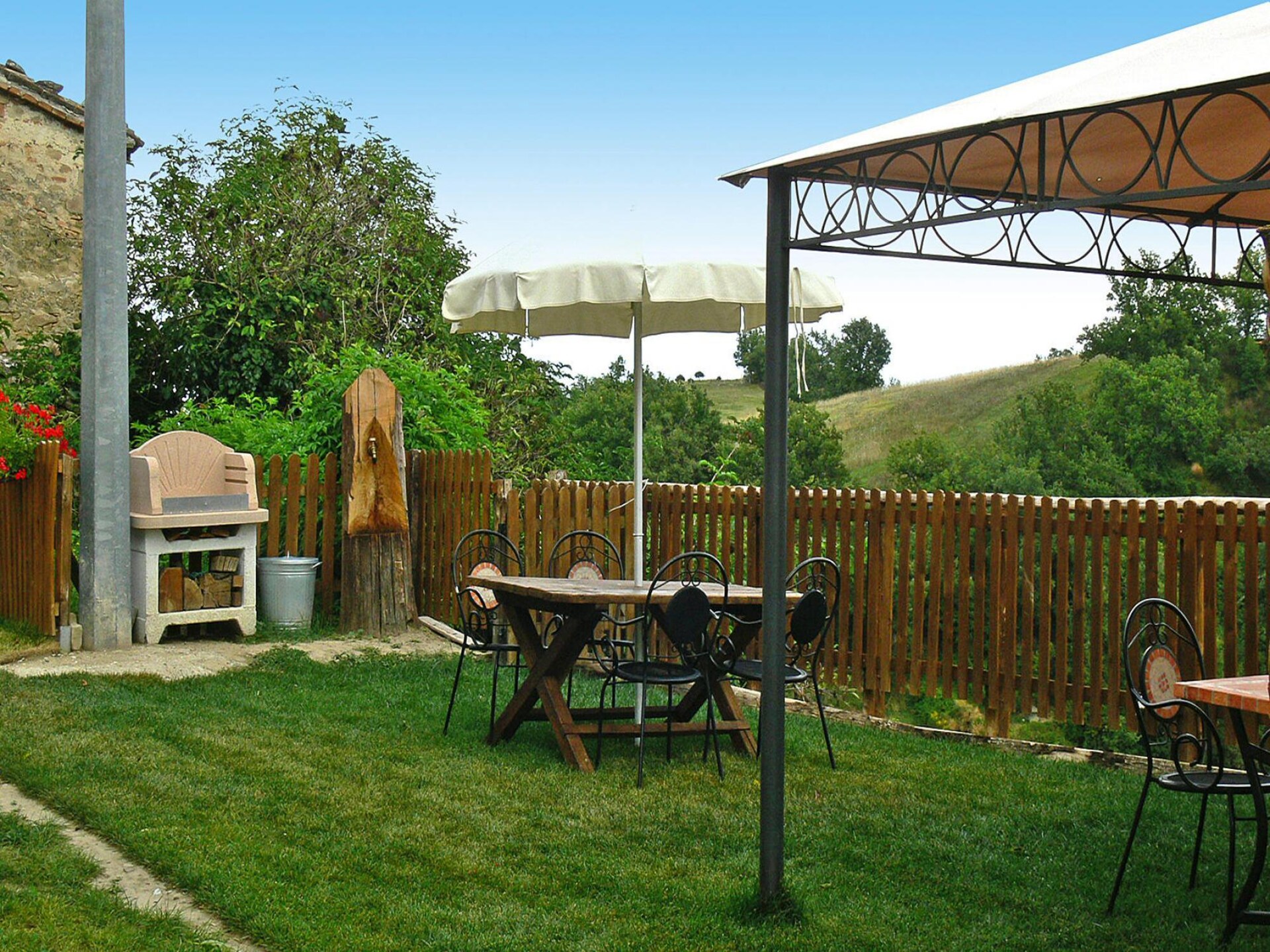 Agriturismo La Filomena Montefortino - Appartement l'Infinito met zwembad - foto 2
