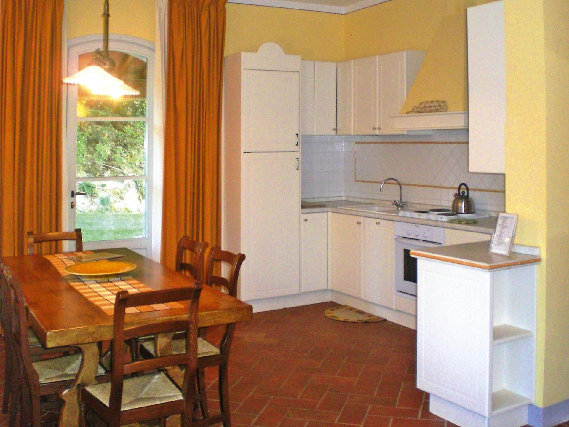 Ruim Toscaans appartement voor 6 personen in Gambassi Terme - foto 22